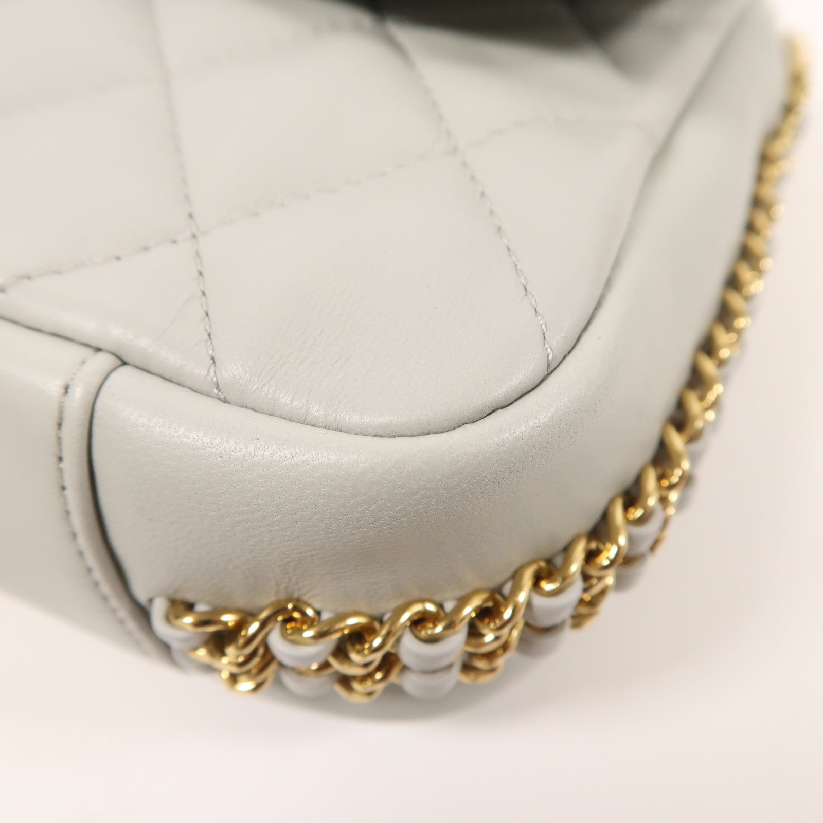 CHANEL 牛皮皮革Chain Shoulder金扣鏈帶肩背袋