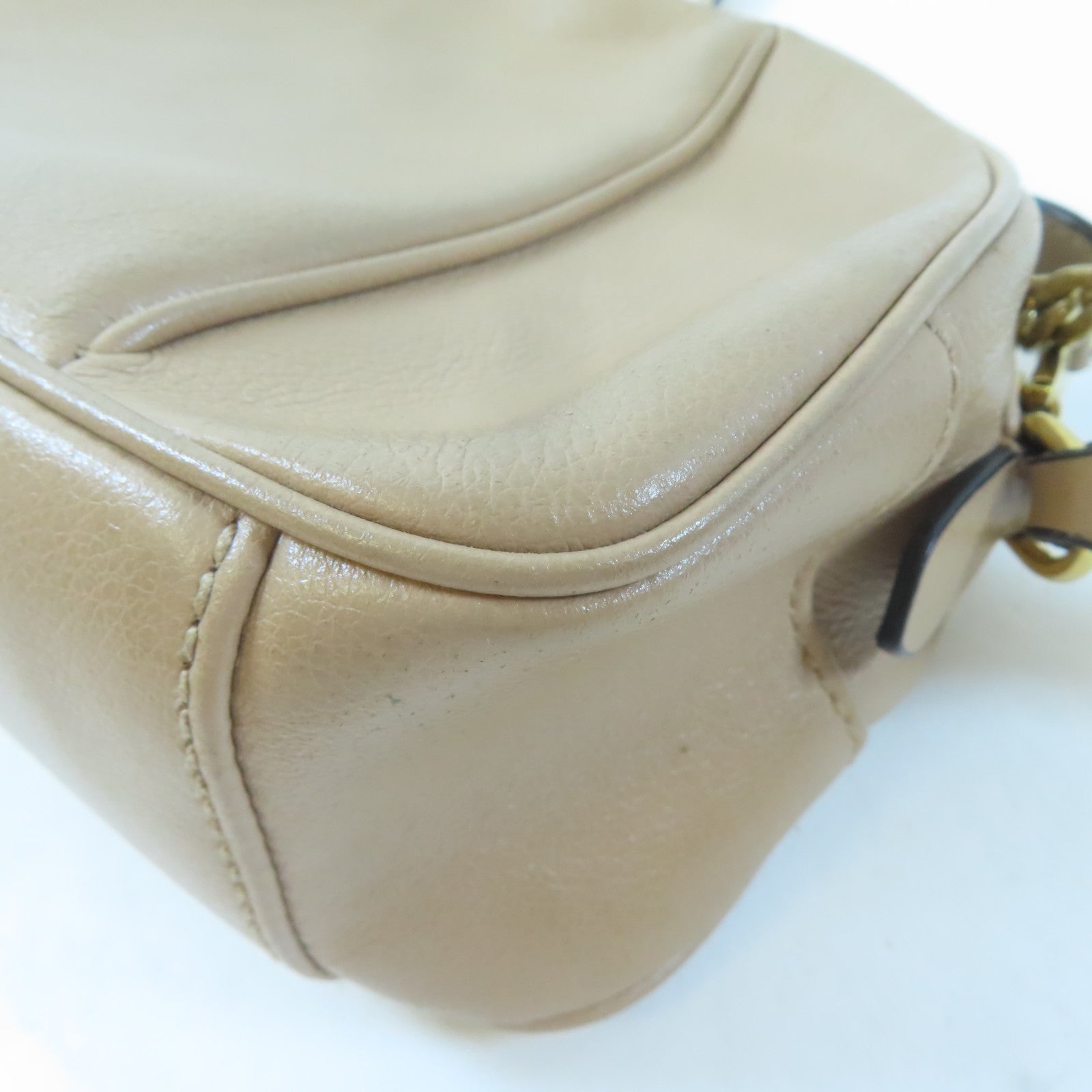 Miu Miu 牛皮皮革Shoulder Bag肩背袋米色
