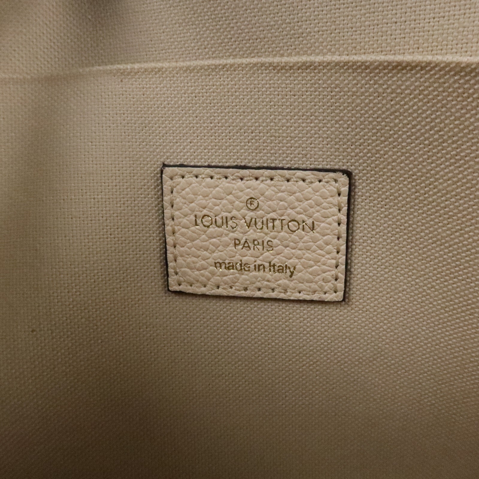 LOUIS VUITTON Monogram Empreinte Pochette Felicie肩背袋
