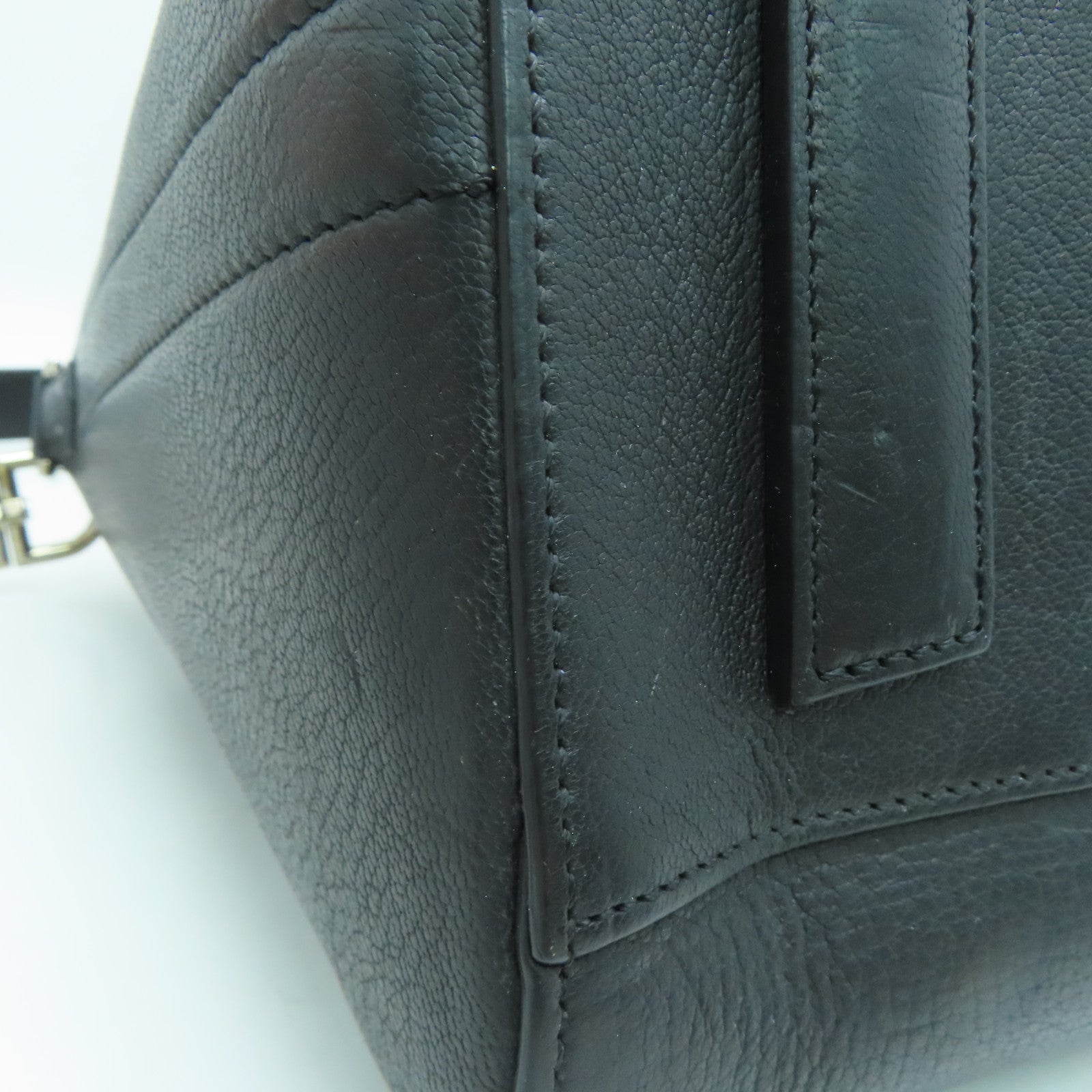 GIVENCHY 牛皮皮革Antigona Bag银扣手挽肩背两用袋黑色