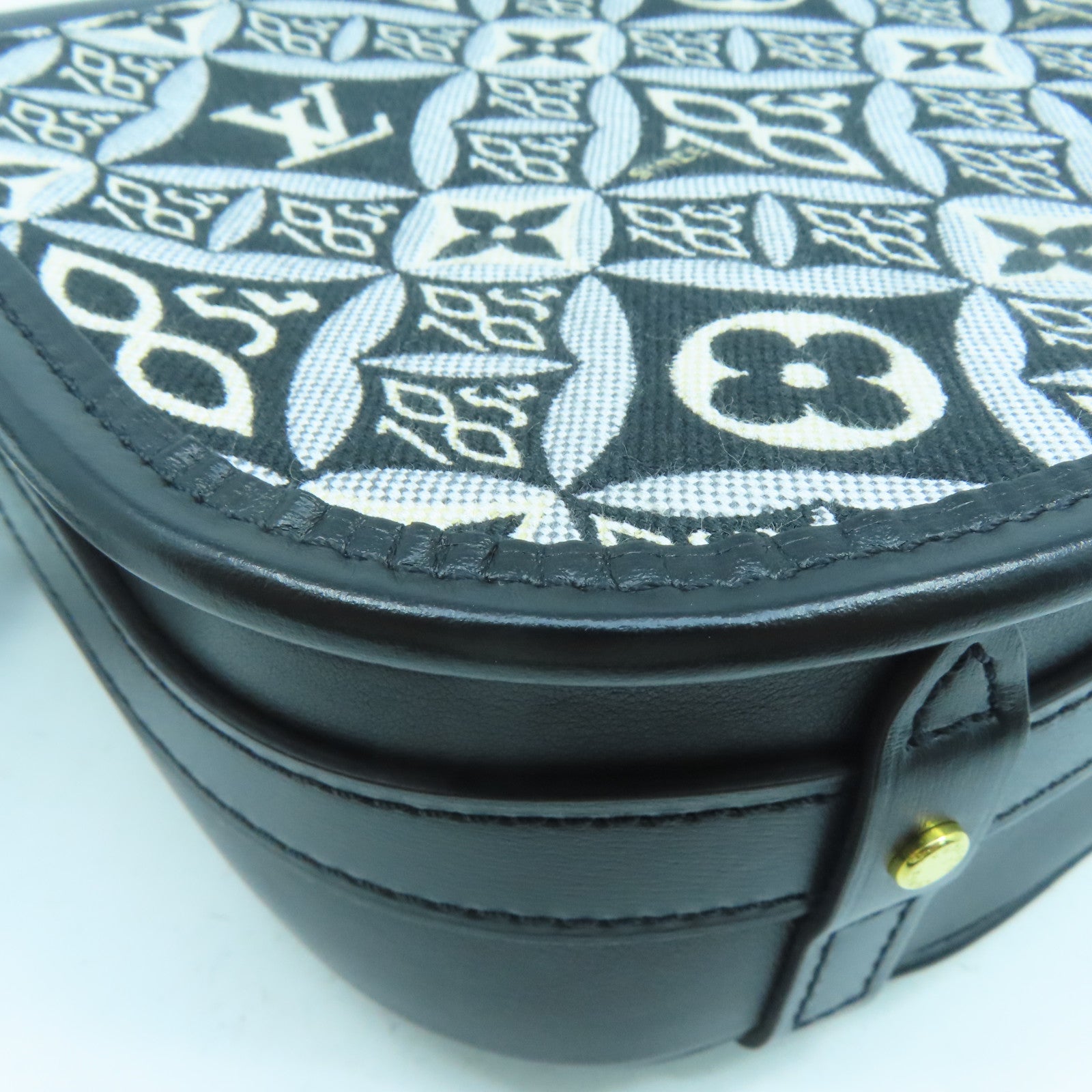 LOUIS VUITTON Monogram Jacquard Since 1854 Neo Saumur MM金扣肩背袋黑色