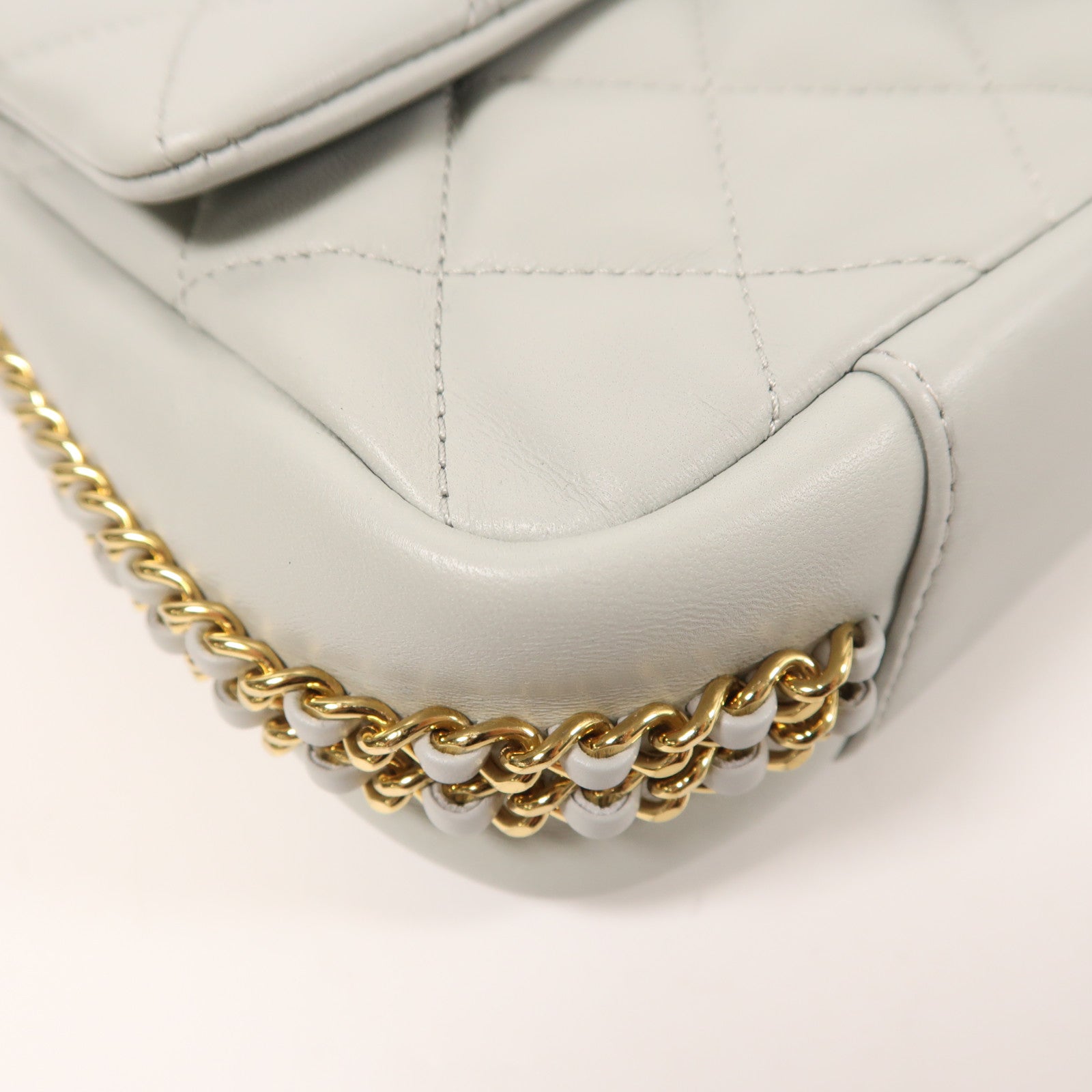 CHANEL 牛皮皮革Chain Shoulder金扣鏈帶肩背袋