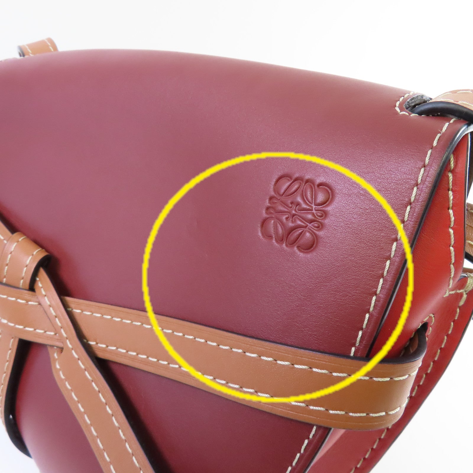 LOEWE 牛皮皮革Gate Shoulder Bag肩背袋啡色/紅色