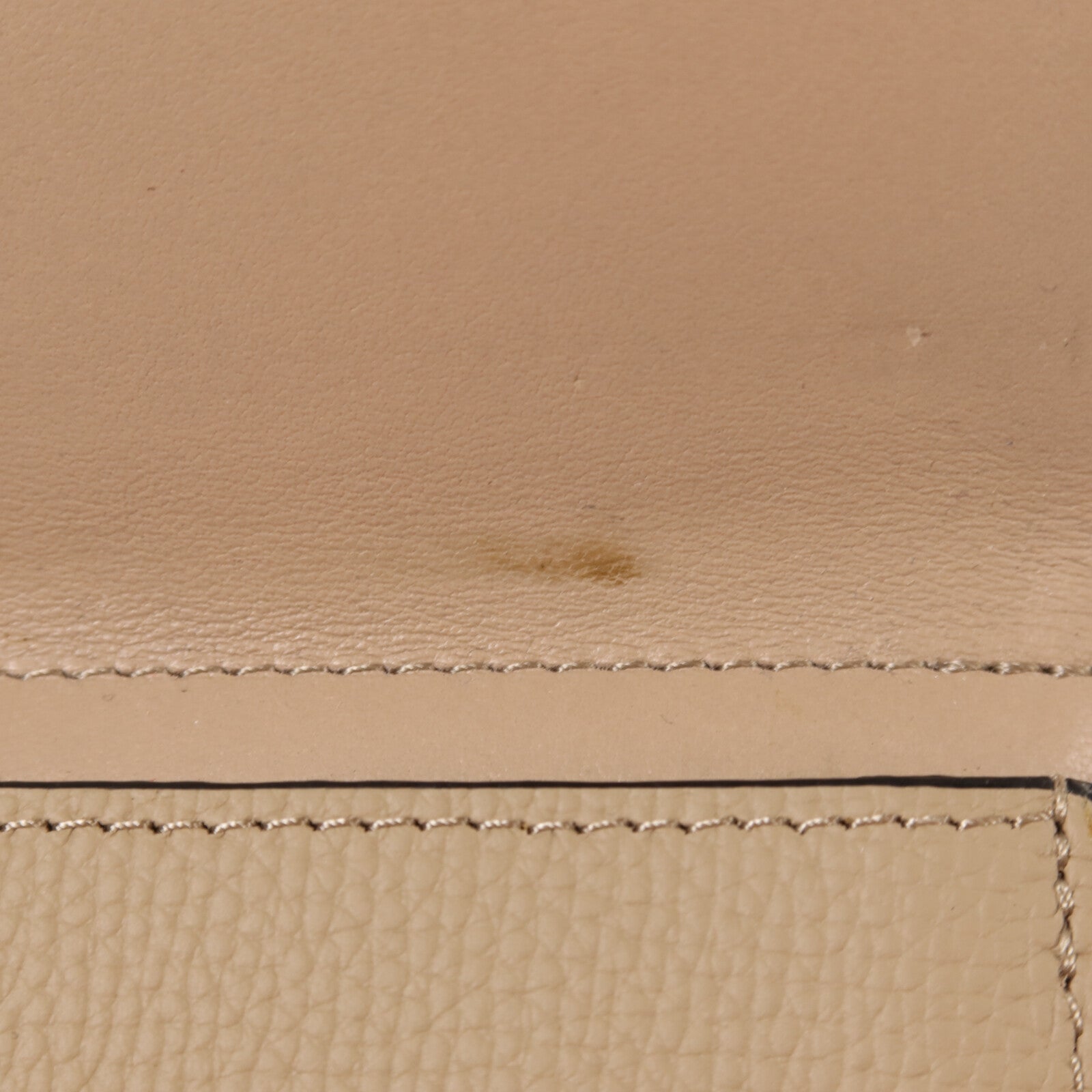 LOEWE 牛皮皮革Wallet銀扣錢包