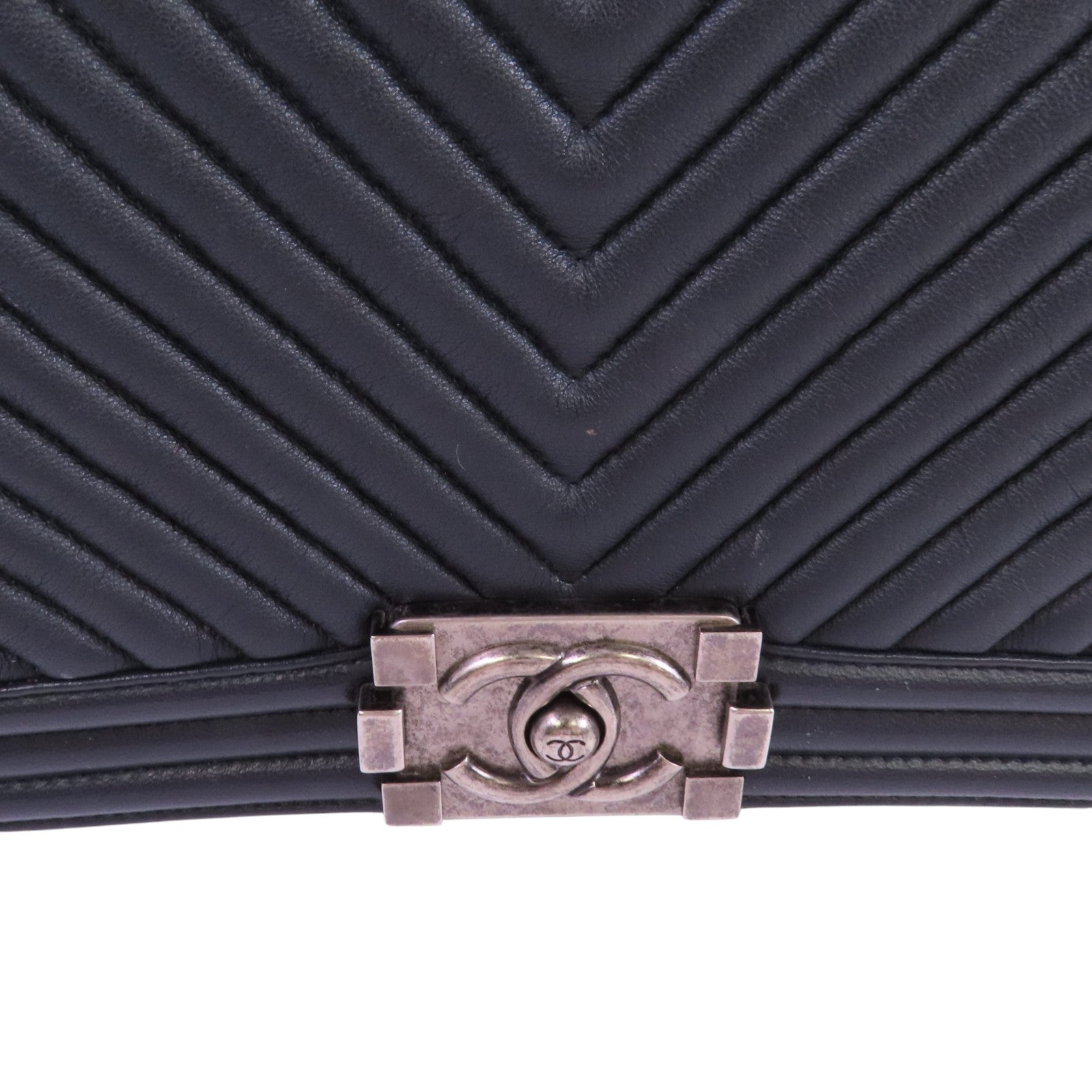 CHANEL 【激減優惠】羊皮皮革Boy 25銀扣鏈帶肩背袋