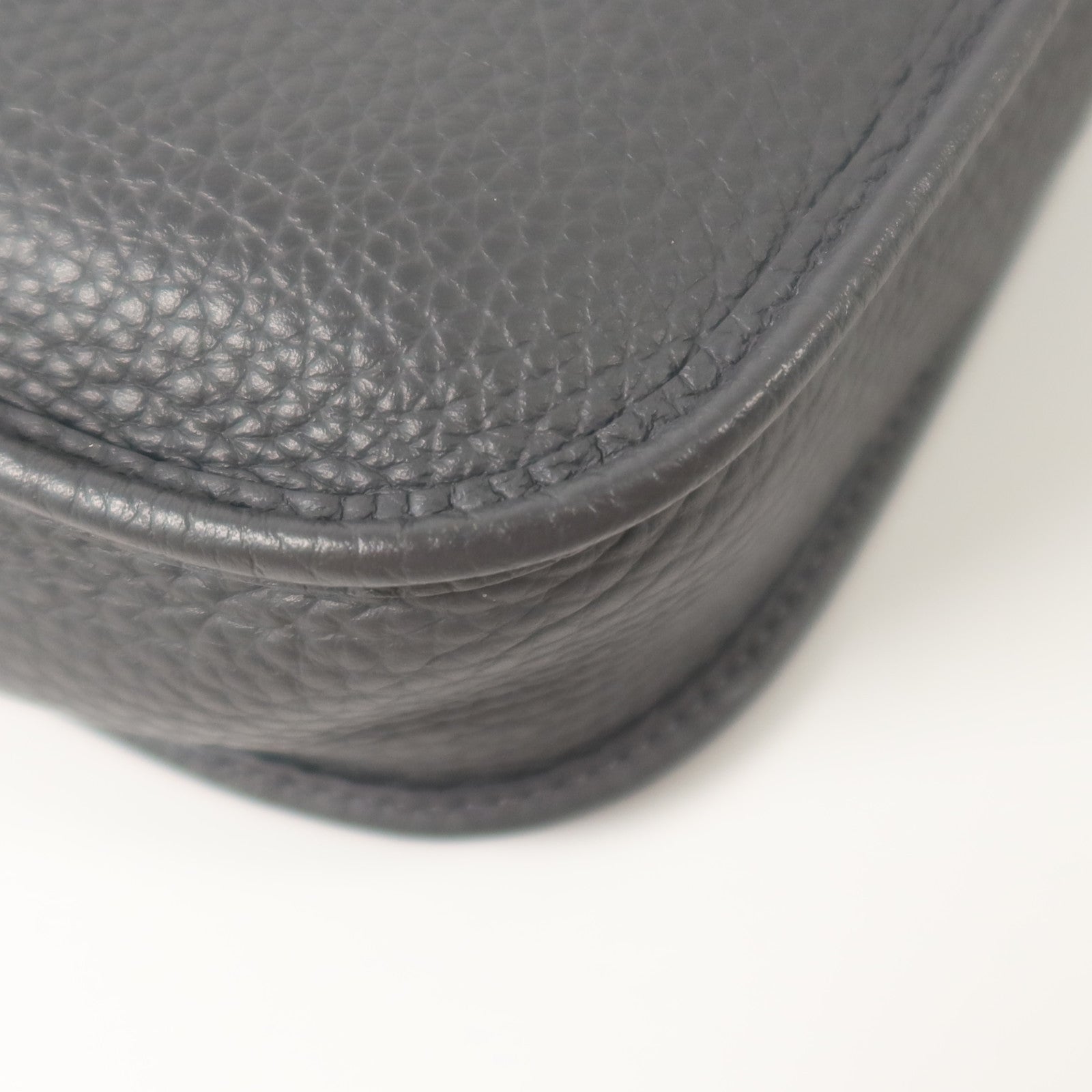 HERMES Clemence皮革Evelyne TPM銀扣肩背袋Gris Misty