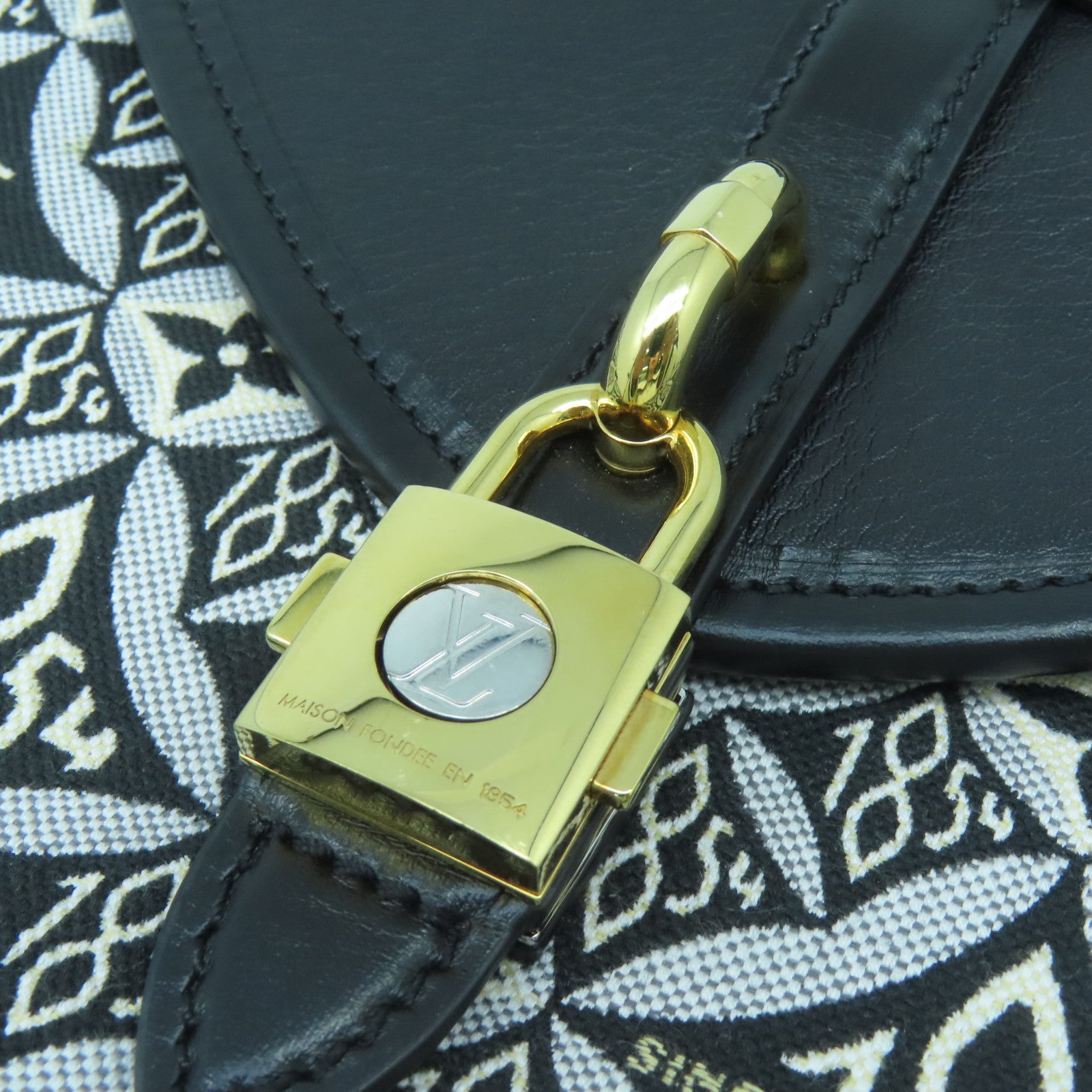 LOUIS VUITTON Monogram Jacquard Since 1854 Neo Saumur MM金扣肩背袋黑色
