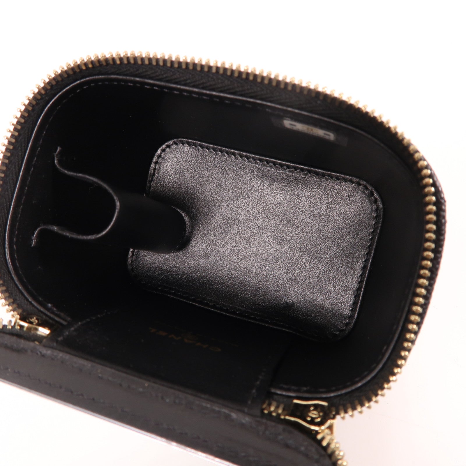 CHANEL 牛皮皮革Chain Shoulder金扣鏈帶肩背袋黑色