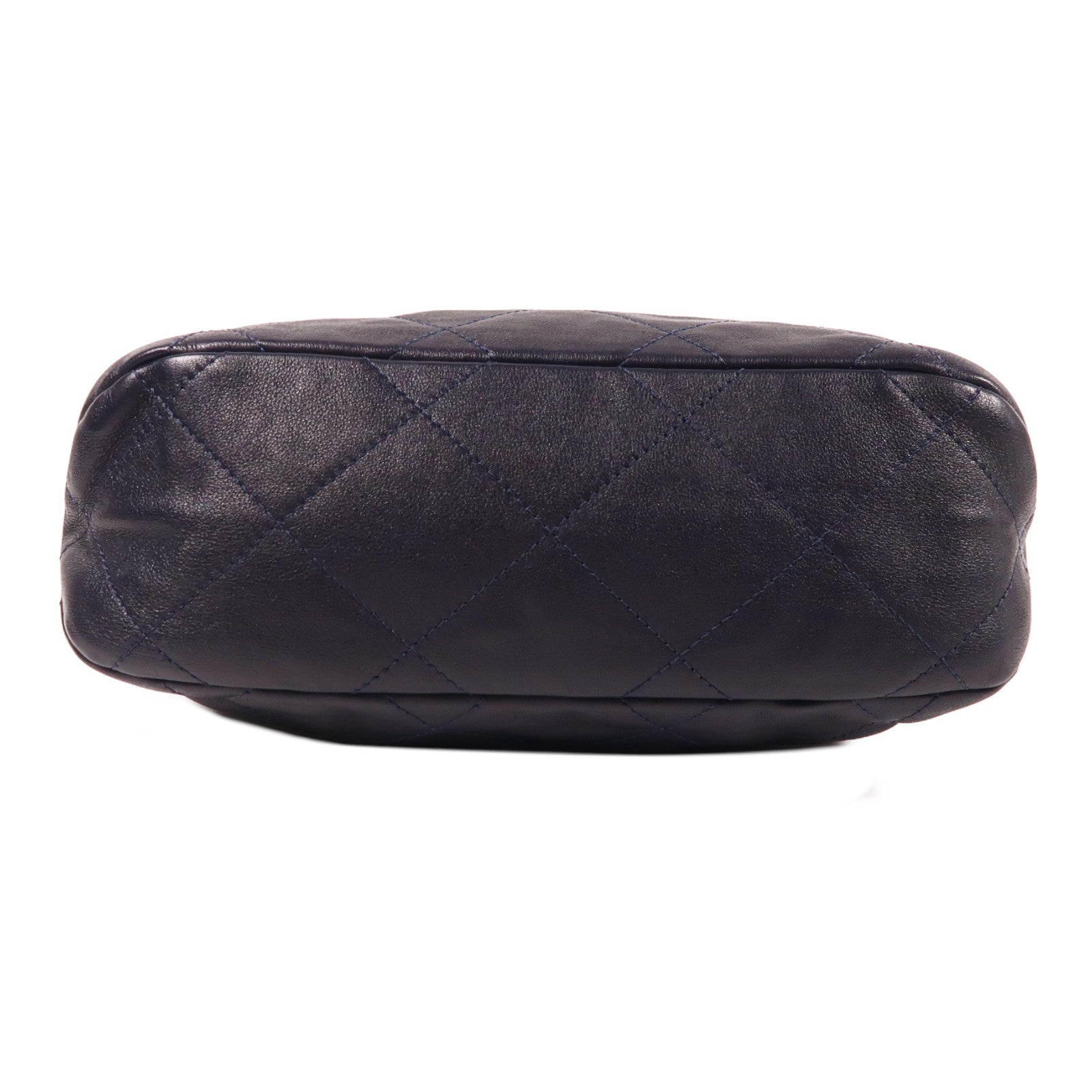 CHANEL 牛皮皮革Hobo Bag金扣鏈帶肩背袋紫色