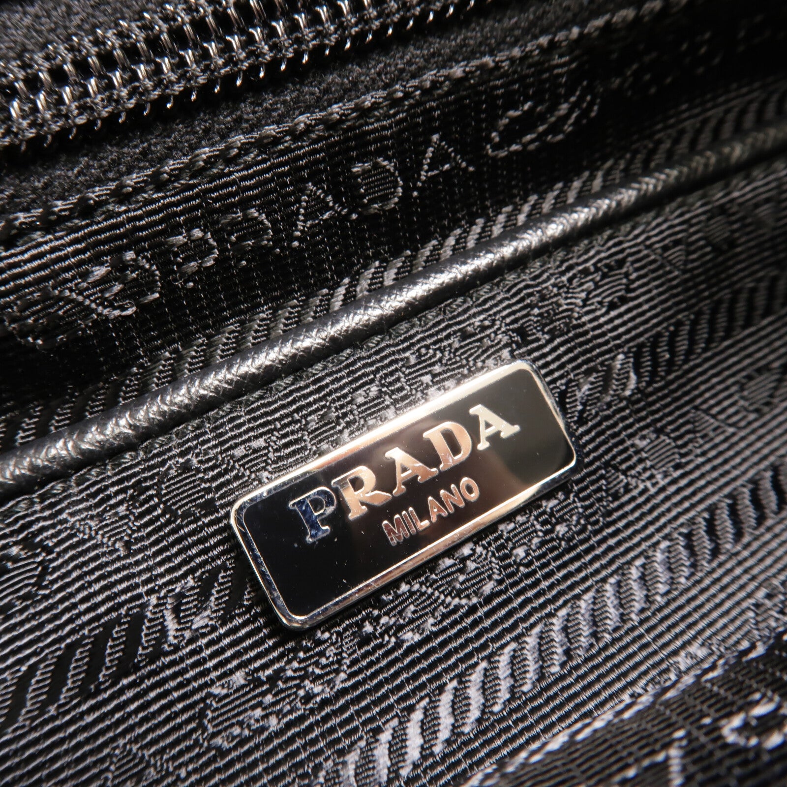 PRADA 尼龍Backpack背包