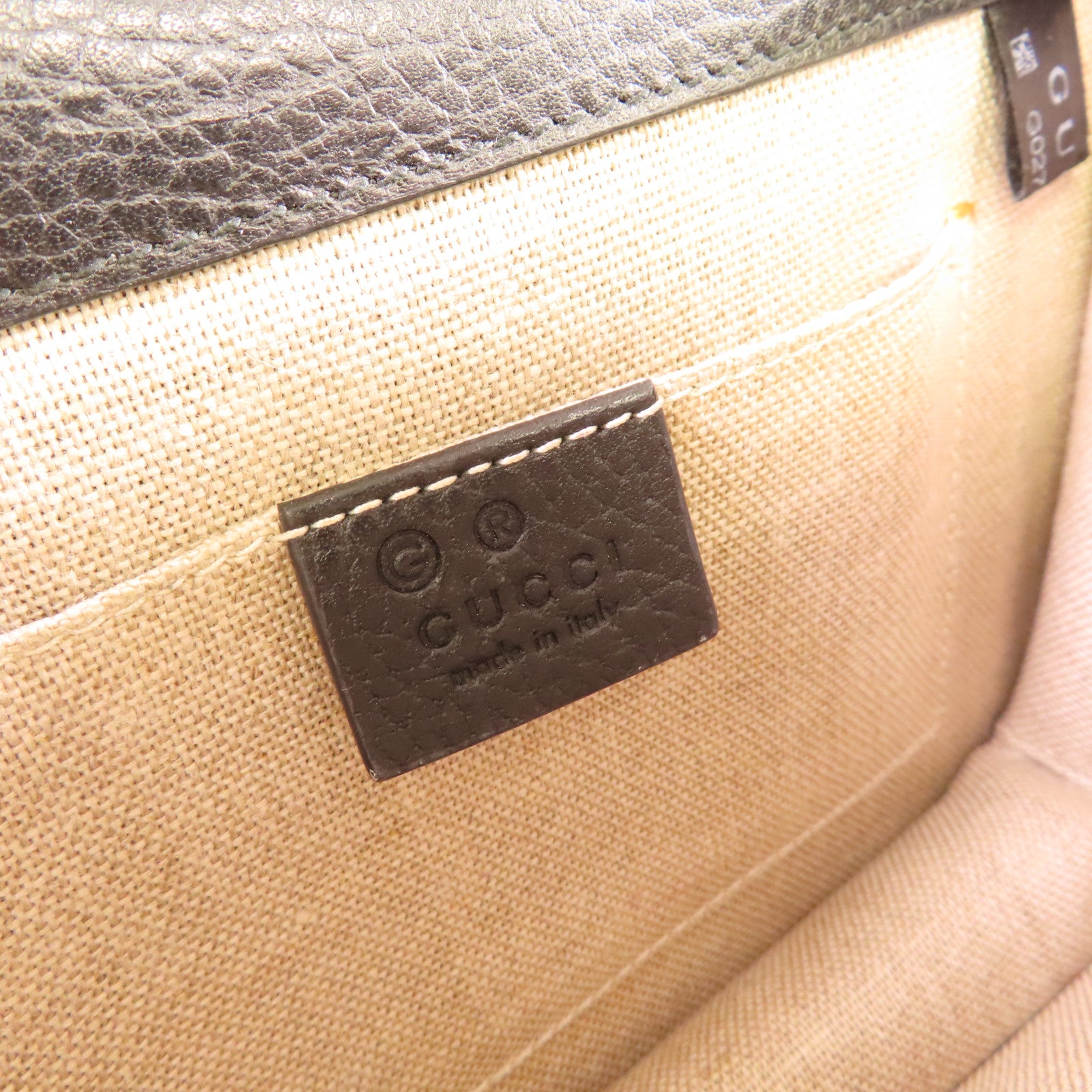 GUCCI 【激減優惠】牛皮皮革Interlocking GG Chain Shoulder Bag金扣鏈帶肩背袋黑色