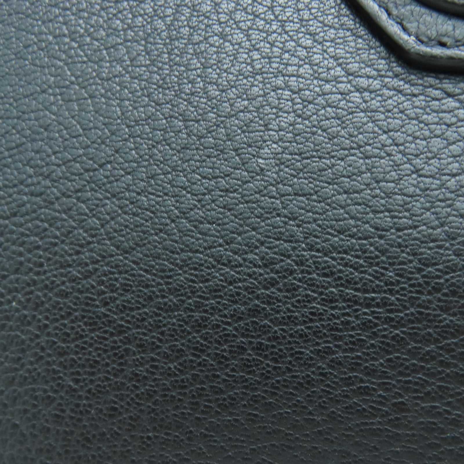 GIVENCHY 牛皮皮革Antigona Bag银扣手挽肩背两用袋黑色