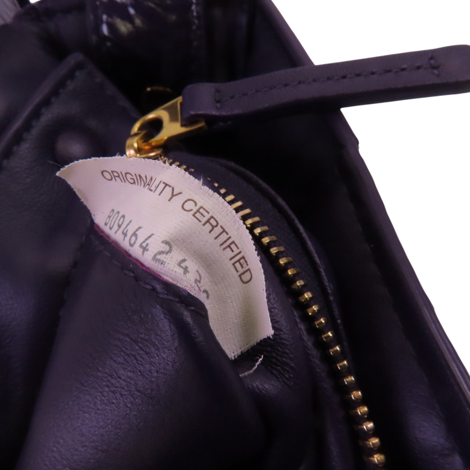 BOTTEGA VENETA 漆皮皮革Panted Cassette金扣肩背袋