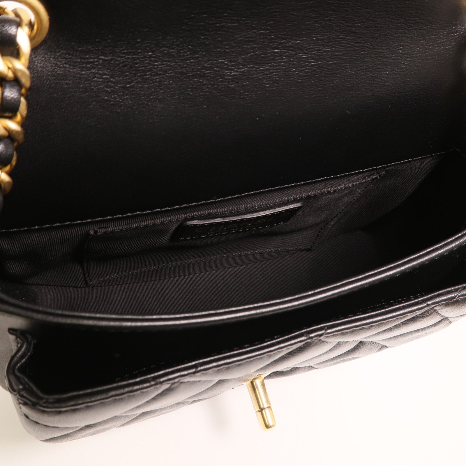 CHANEL 牛皮皮革Chain Shoulder金扣鏈帶肩背袋