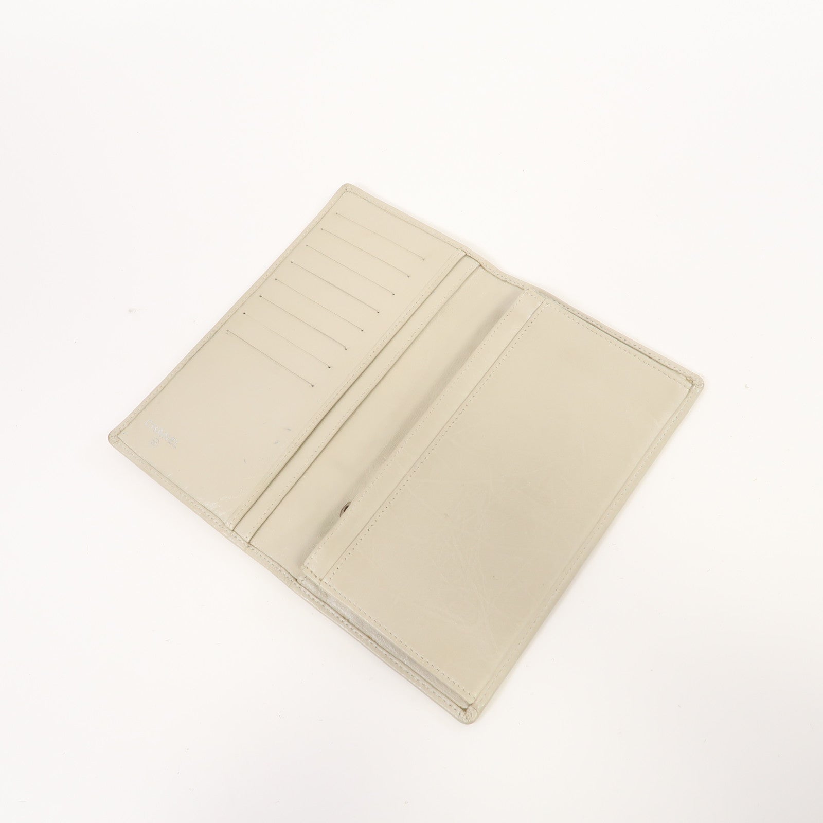 CHANEL 【清倉大減價】菱格牛皮皮革Cambon Wallet銀扣長錢包白色