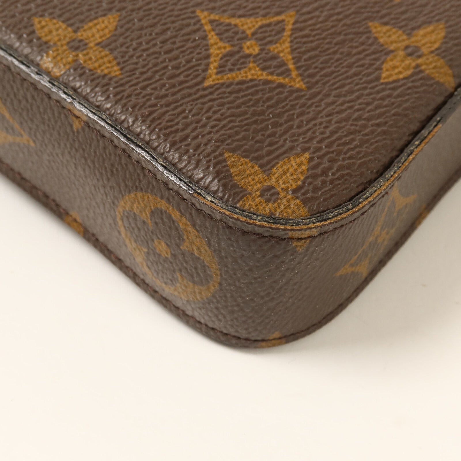 LOUIS VUITTON Monogram Pochette Felicie鏈帶肩背袋