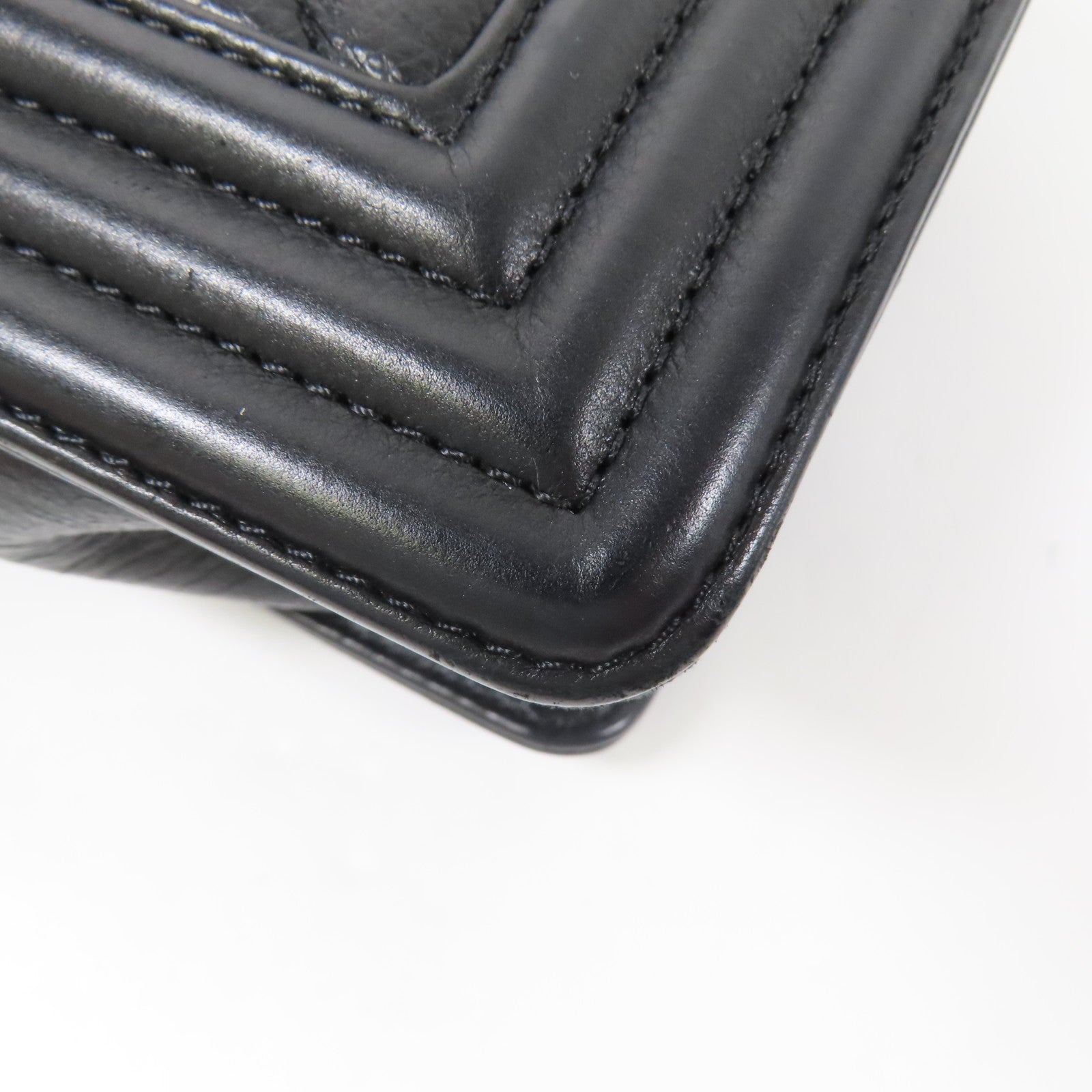 CHANEL 牛皮皮革Boy 20鏈帶肩背袋