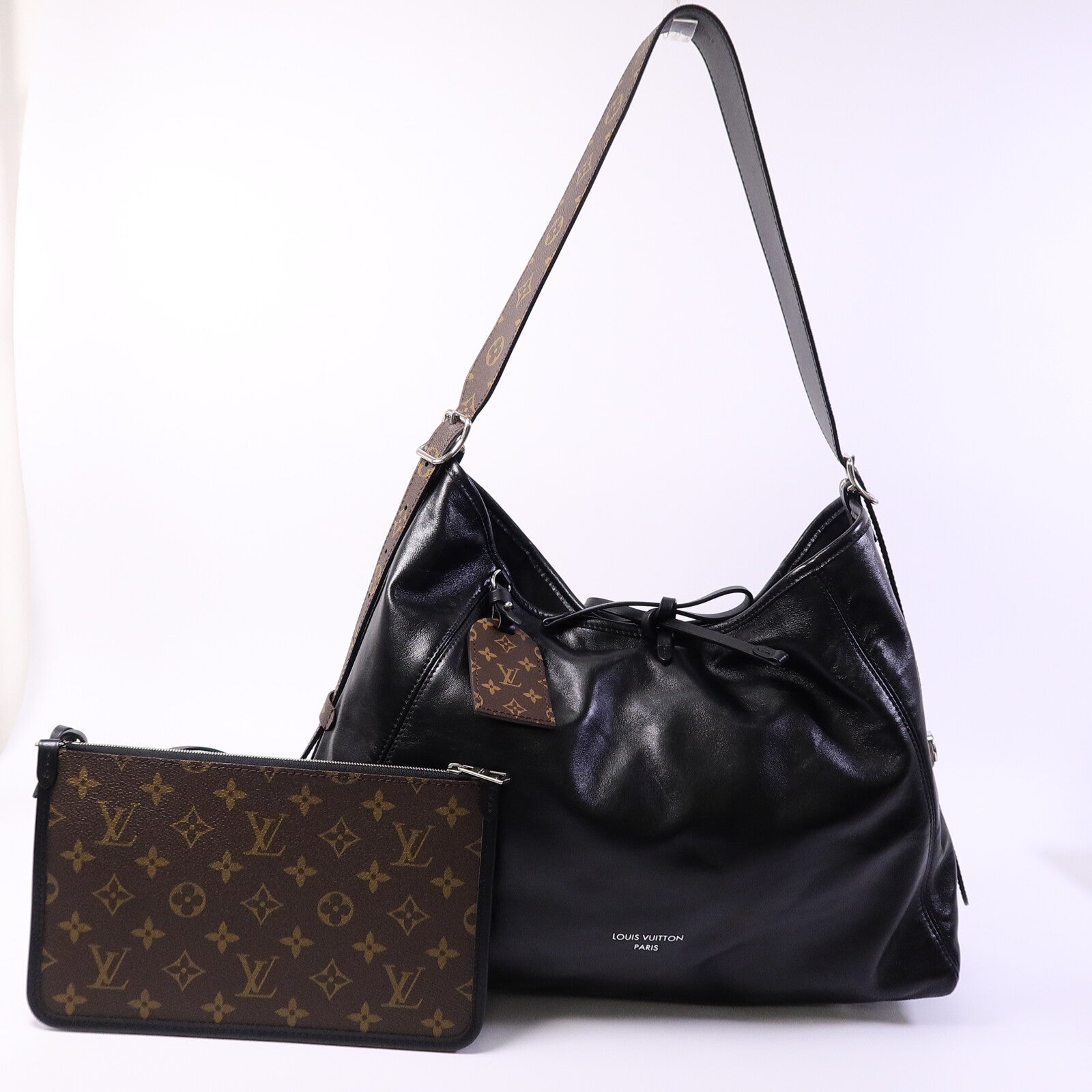 LOUIS VUITTON 羊皮皮革Carryall Vibe MM肩背袋