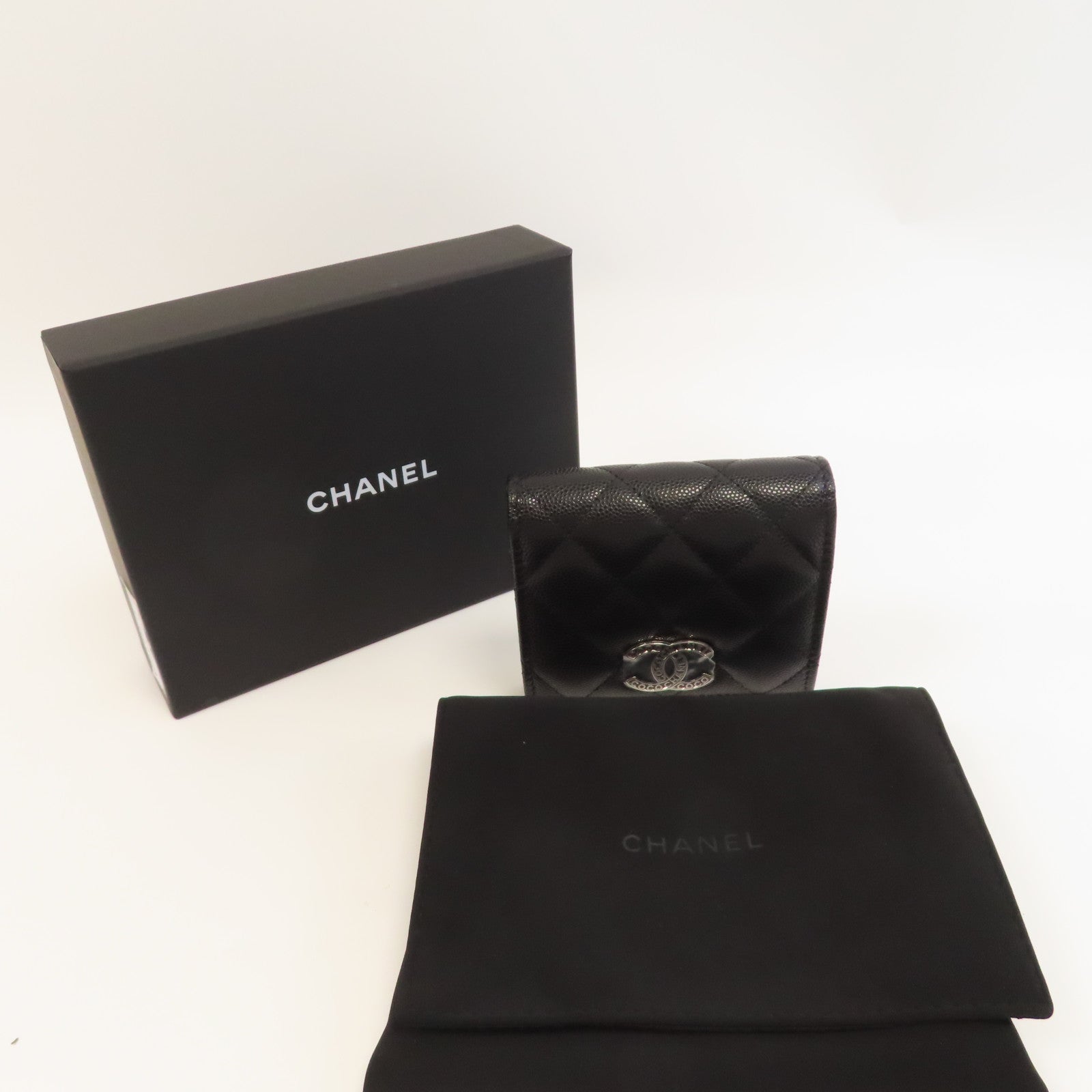 CHANEL 菱格Caviar皮革Wallet銀扣錢包黑色