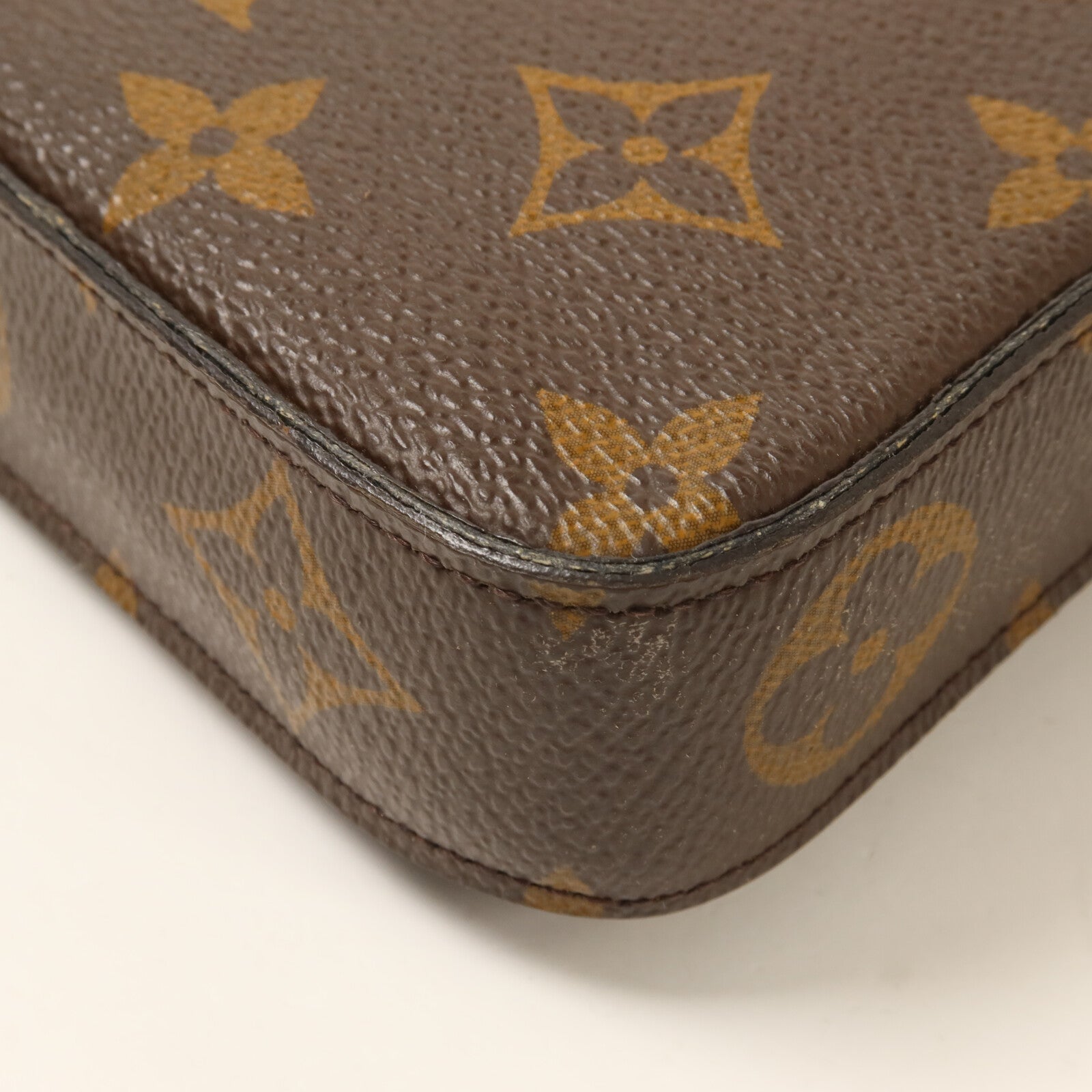 LOUIS VUITTON Monogram Pochette Felicie鏈帶肩背袋