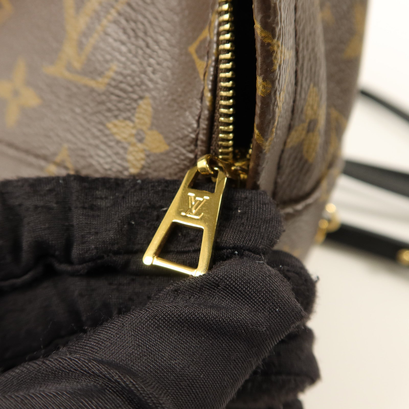 LOUIS VUITTON 【激減優惠】Monogram Palm Spring Mini背包