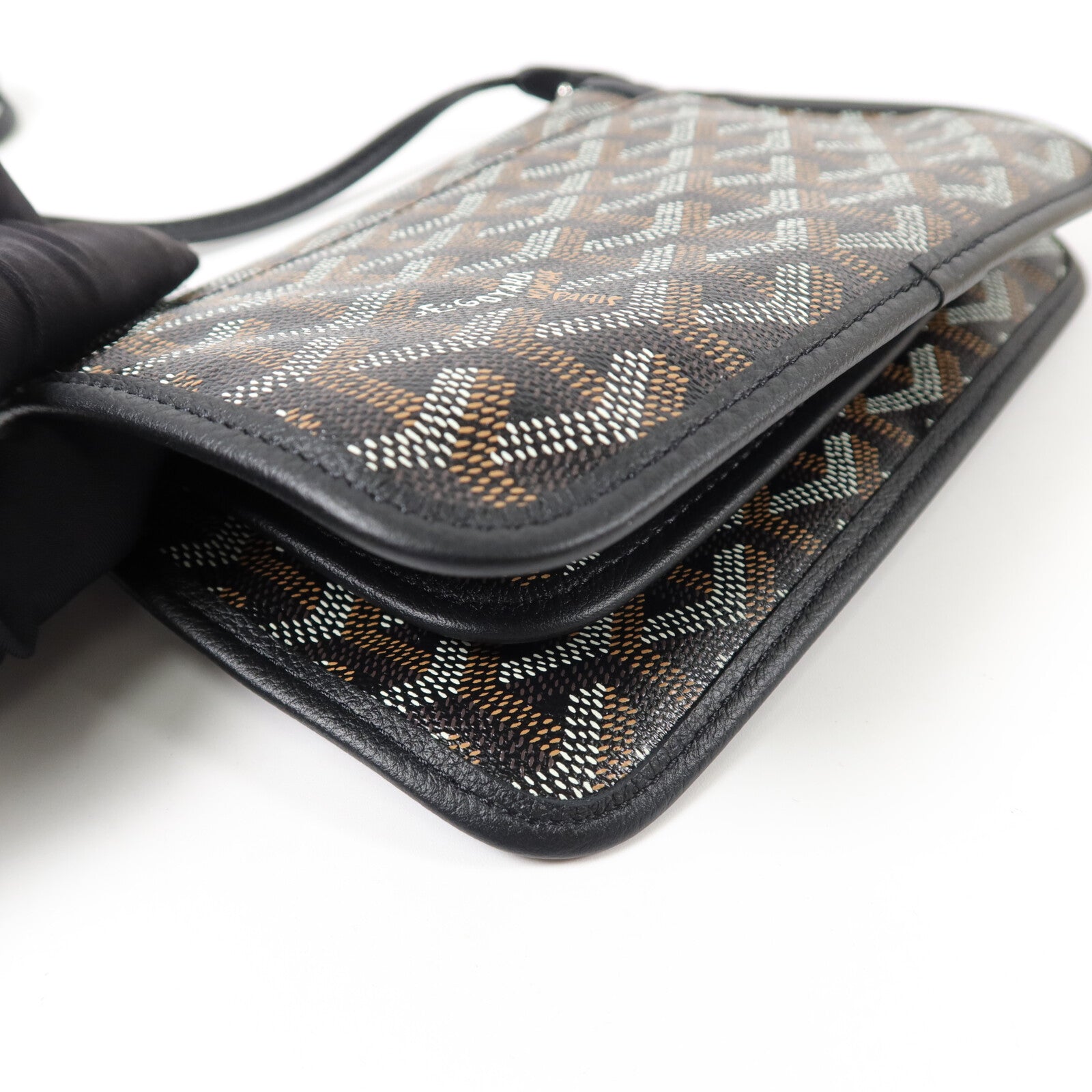 GOYARD 塗層帆布Plumet Pocket肩背袋