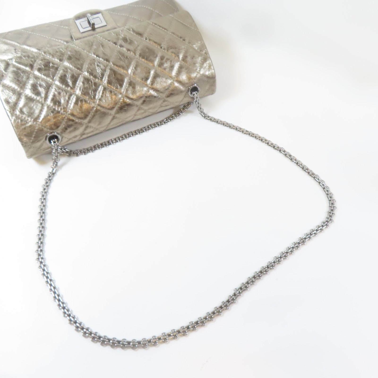 CHANEL 【激減優惠】菱格牛皮皮革Jumbo 2.55銀扣鏈帶肩背袋金屬金色