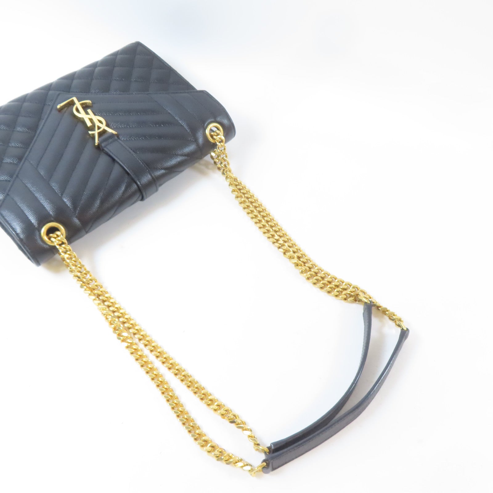 SAINT LAURENT 牛皮皮革Envelope Sling Bag金扣鏈帶肩背袋黑色