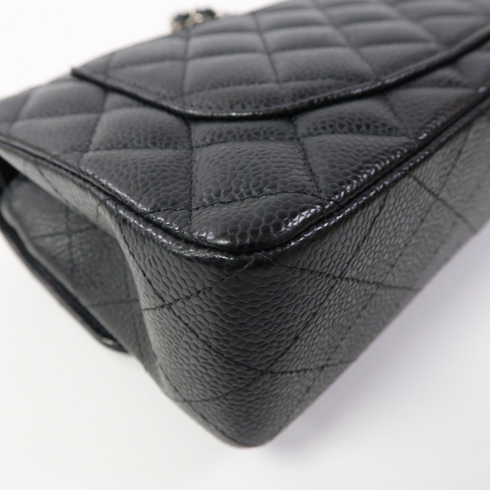 CHANEL 菱格牛皮皮革Classic 23銀扣鏈帶肩背袋黑色