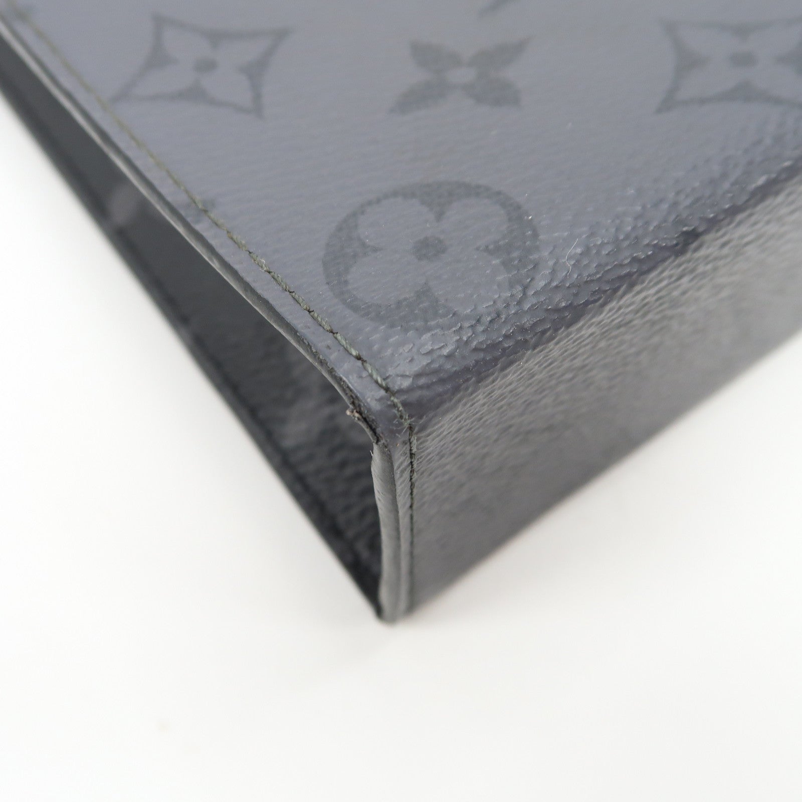 LOUIS VUITTON 【激減優惠】Monogram Pochette Voyage MM銀扣手拿包灰色/黑色