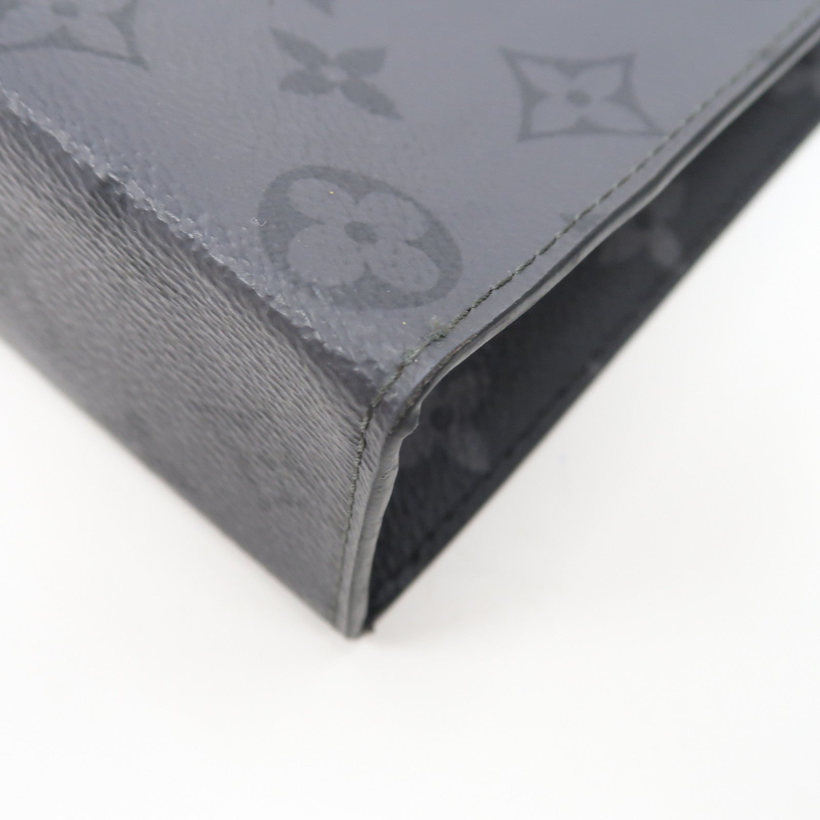 LOUIS VUITTON 【激減優惠】Monogram Pochette Voyage MM銀扣手拿包灰色/黑色