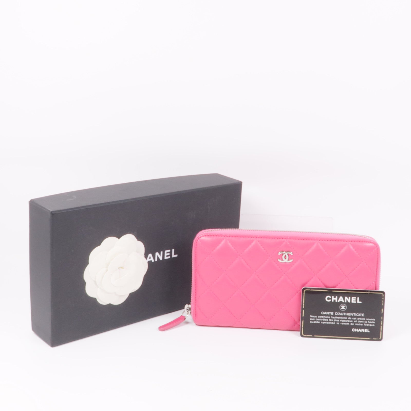 CHANEL 皮革Long Wallet銀扣長錢包