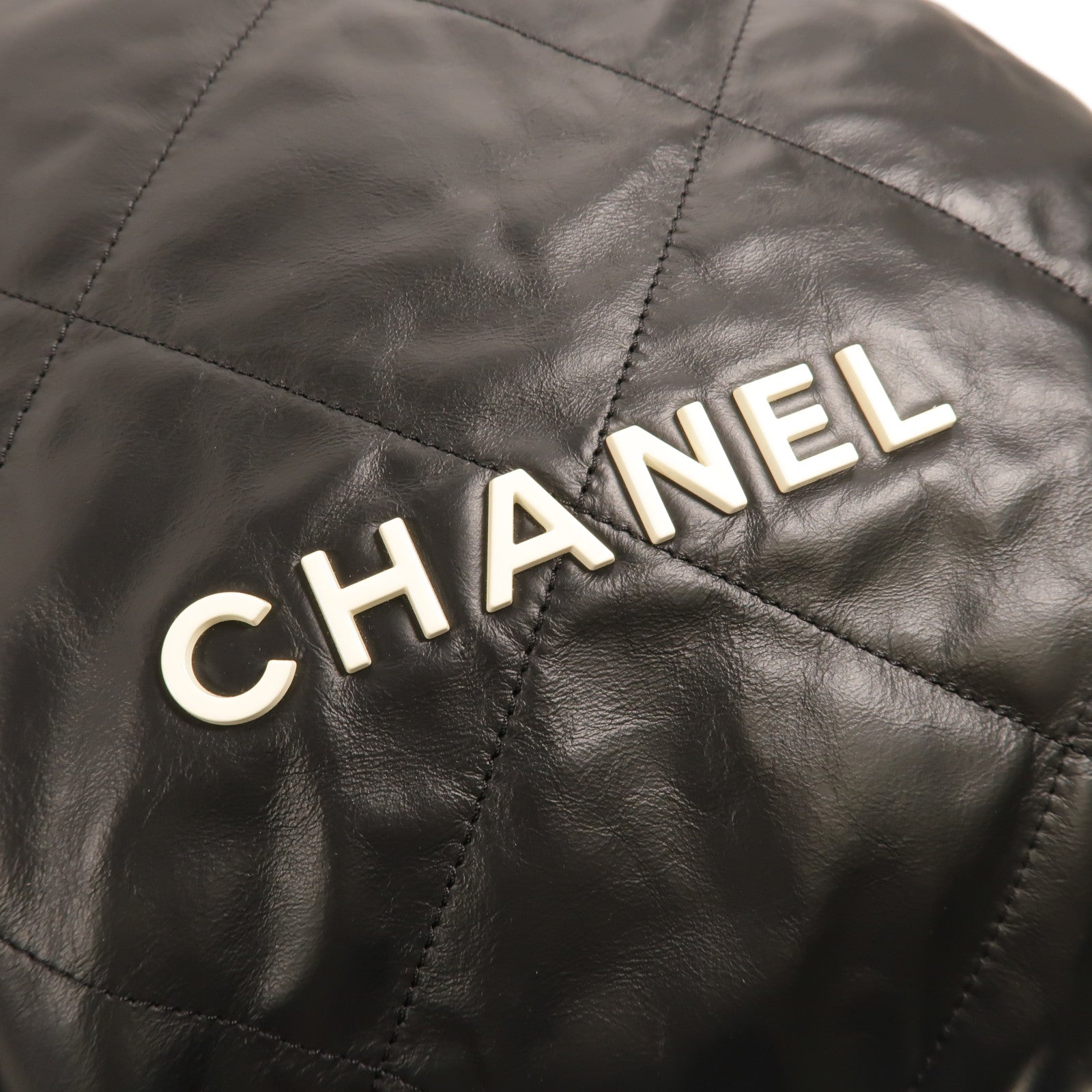 CHANEL 牛皮皮革Chanel 22 Backpack背包