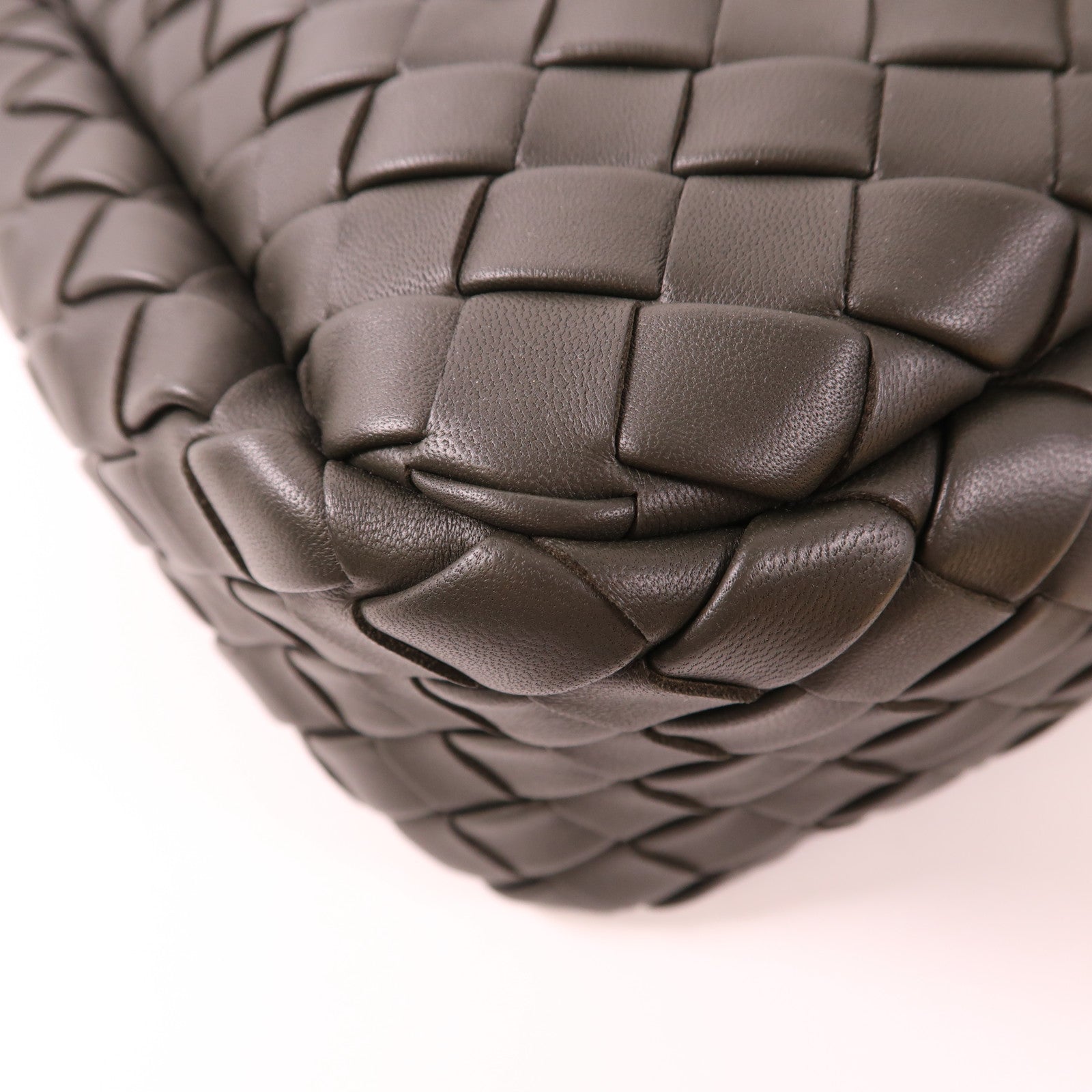 BOTTEGA VENETA 牛皮皮革Large Cobble Messenger銀扣肩背袋