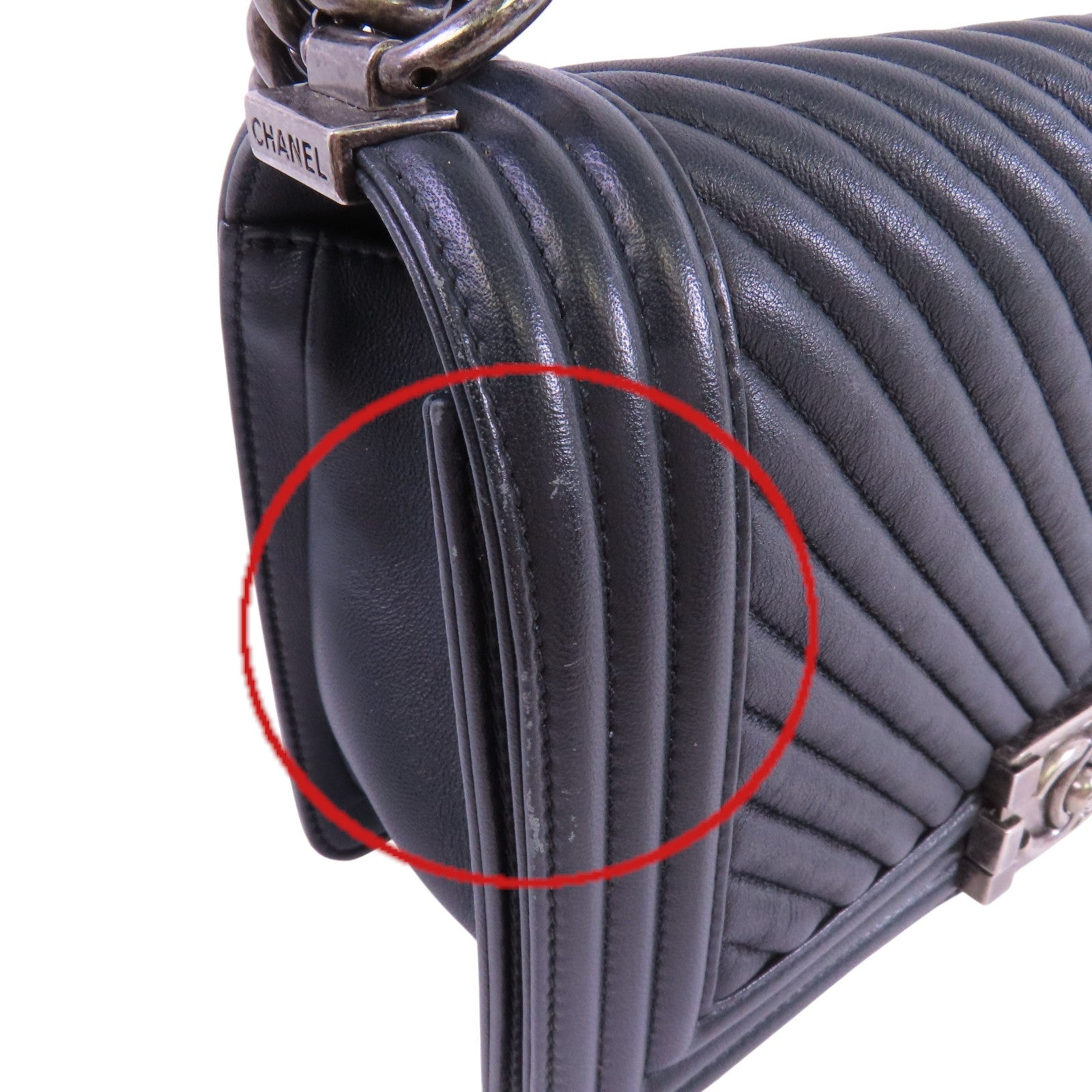 CHANEL 羊皮皮革Boy 25銀扣鏈帶肩背袋