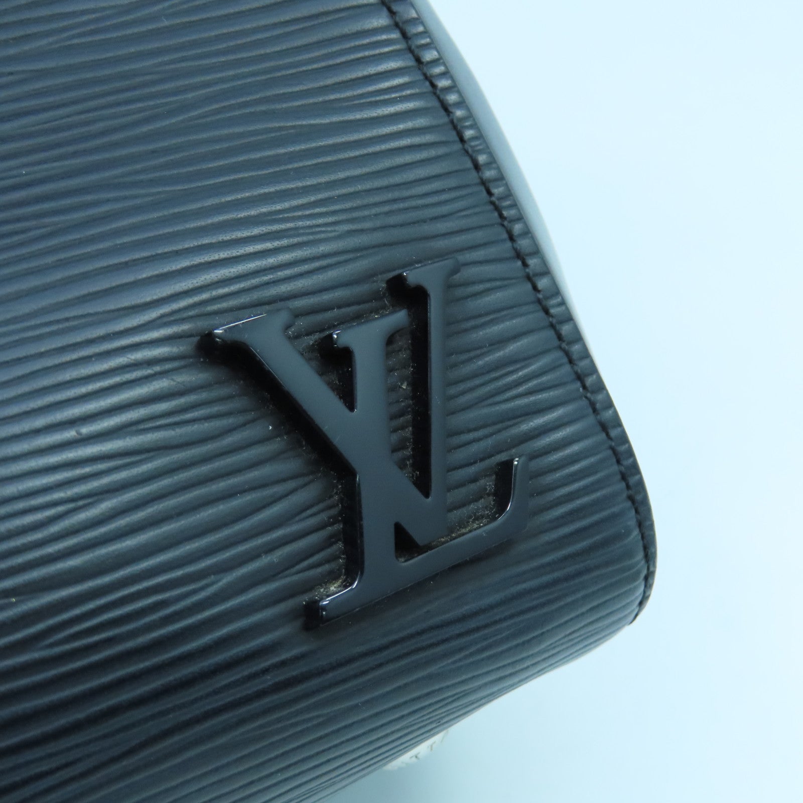 LOUIS VUITTON Epi Cluny BB银扣手挽肩背两用袋黑色