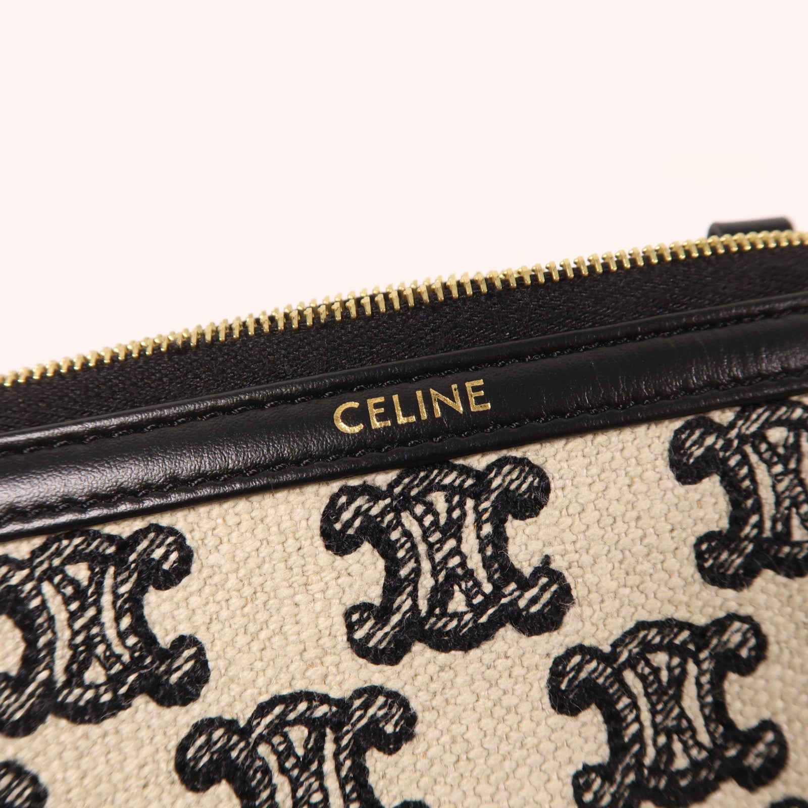 CELINE 帆布Triomphe金扣鏈帶肩背袋黑色/米色