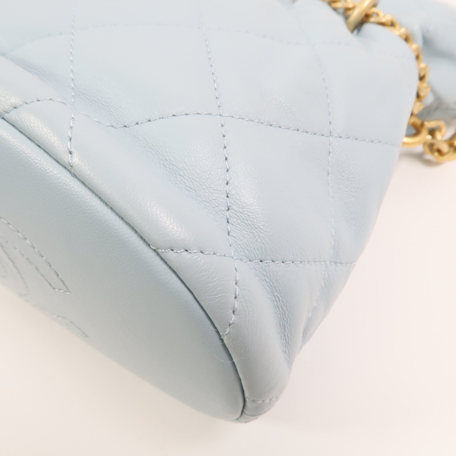 CHANEL 羊皮皮革Bucket Bag金扣鏈帶手挽肩背兩用袋