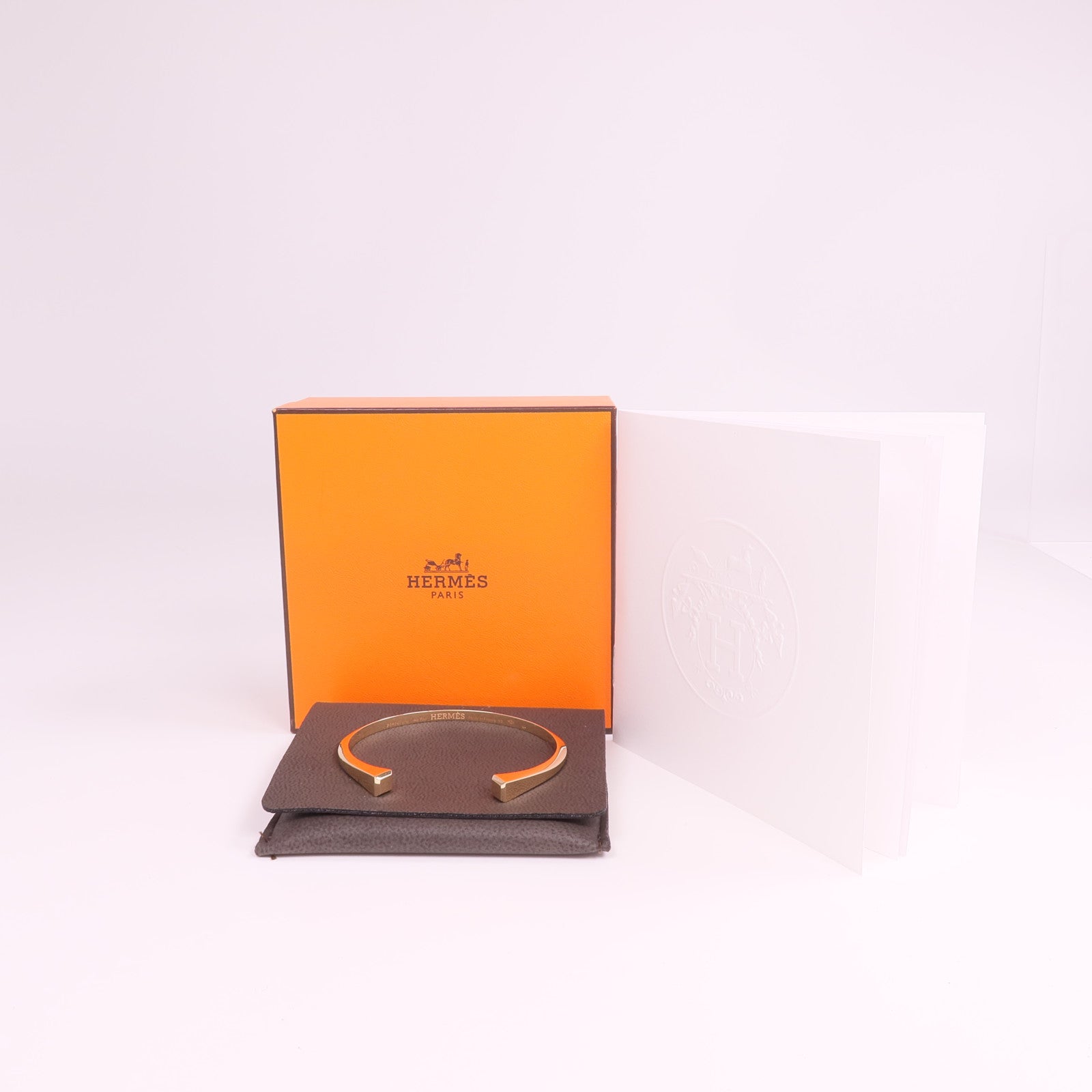 HERMES 18K玫瑰金Clou De Forge手鐲