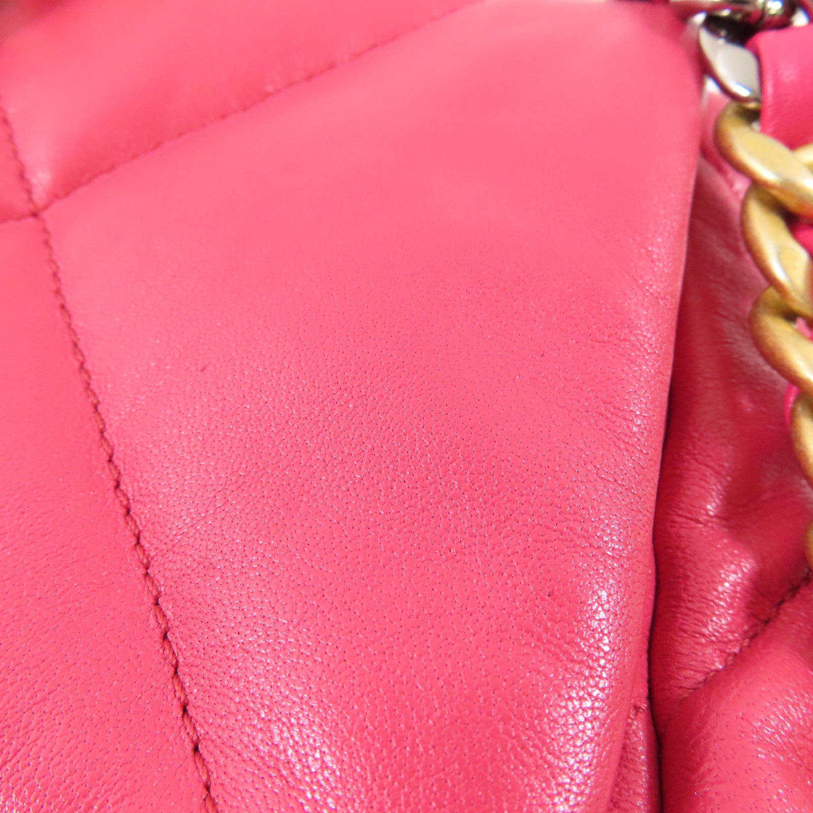 CHANEL 【激減優惠】羊皮皮革Chanel 19 Flap Bag金扣手挽肩背兩用袋