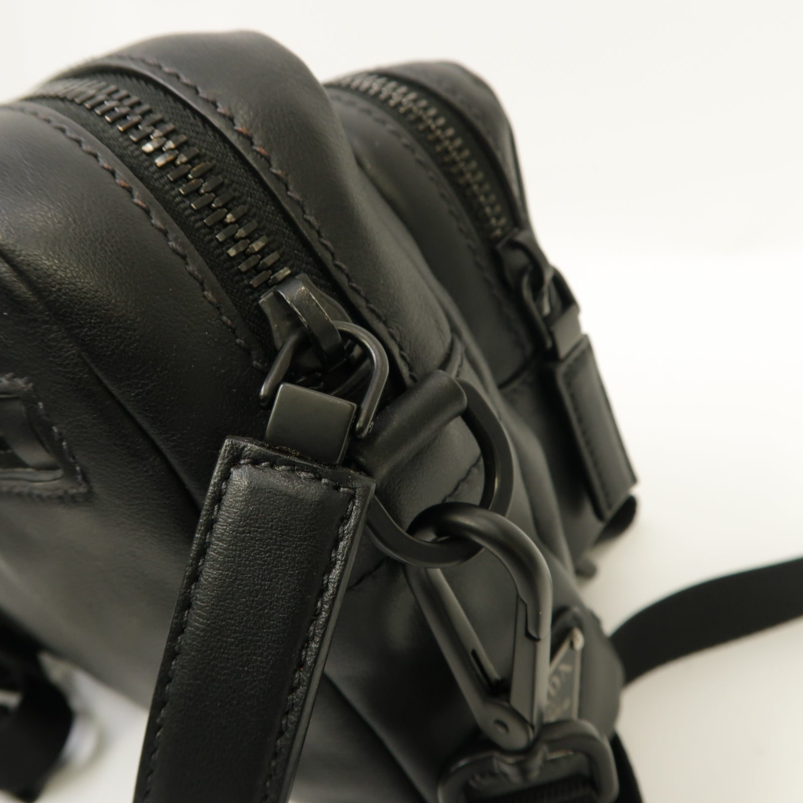 PRADA 牛皮皮革Shoulder Bag肩背袋黑色