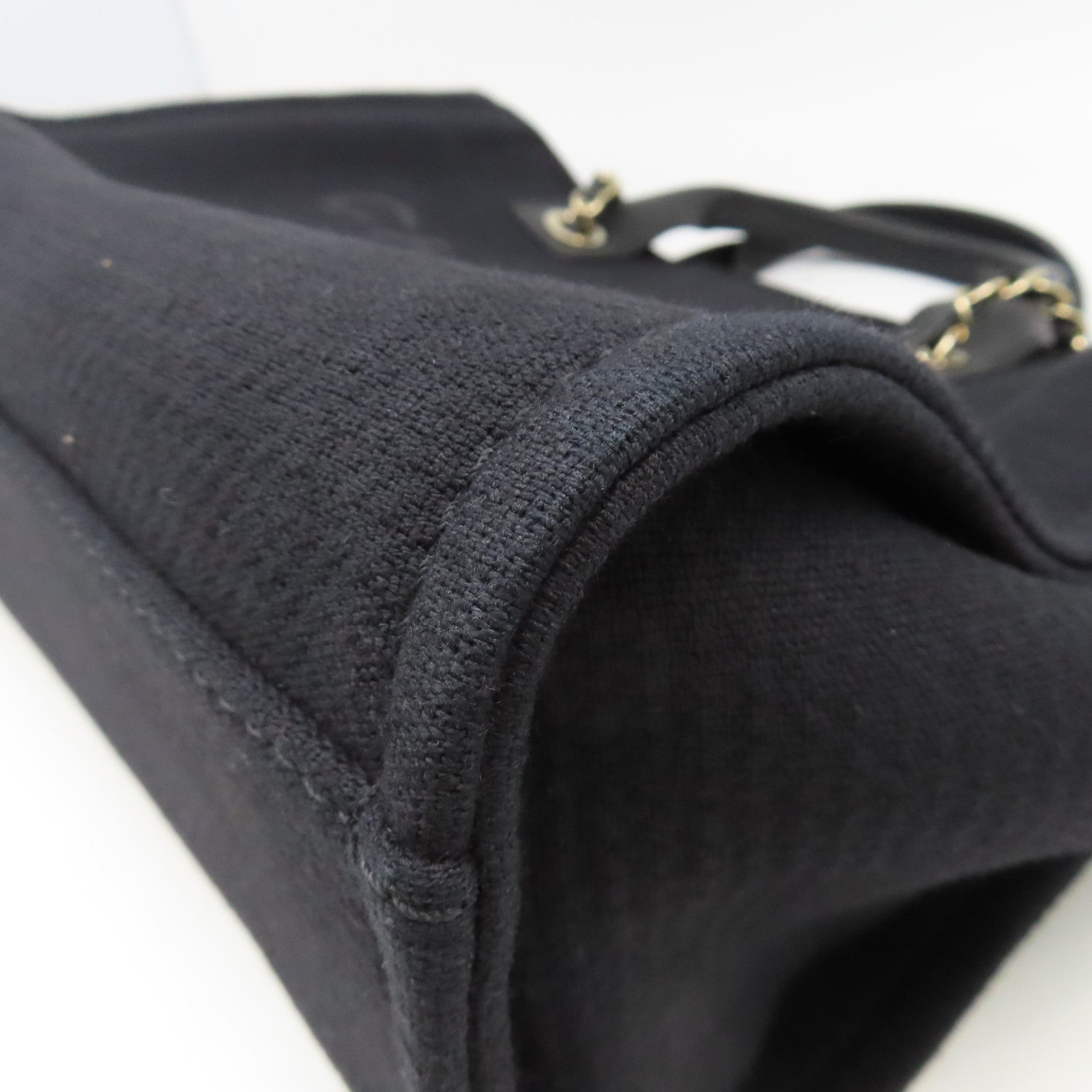 CHANEL 帆布Deauville Tote Medium銀扣手挽肩背兩用袋黑色