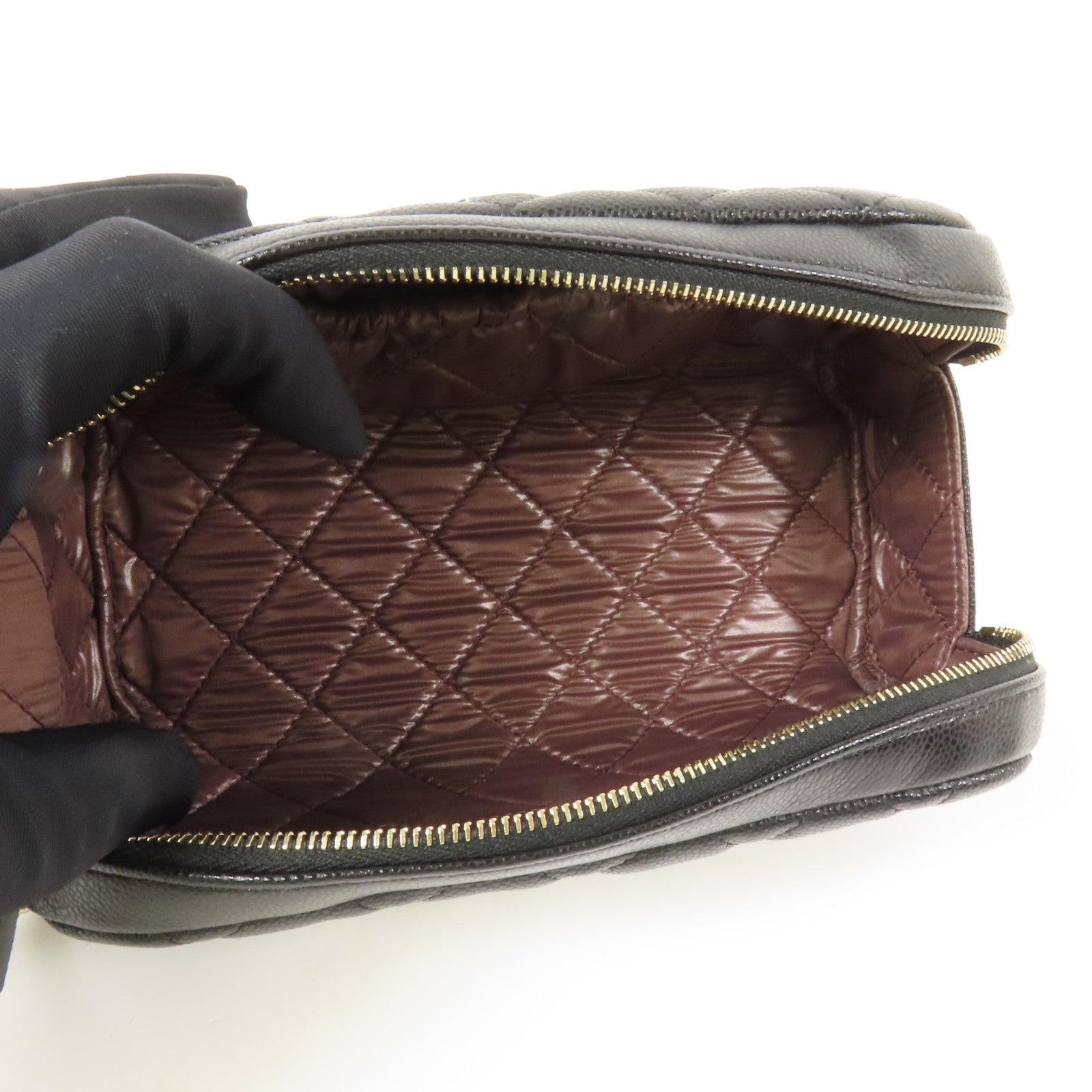 CHANEL 牛皮皮革Cosmetic Pouch金扣手拿包