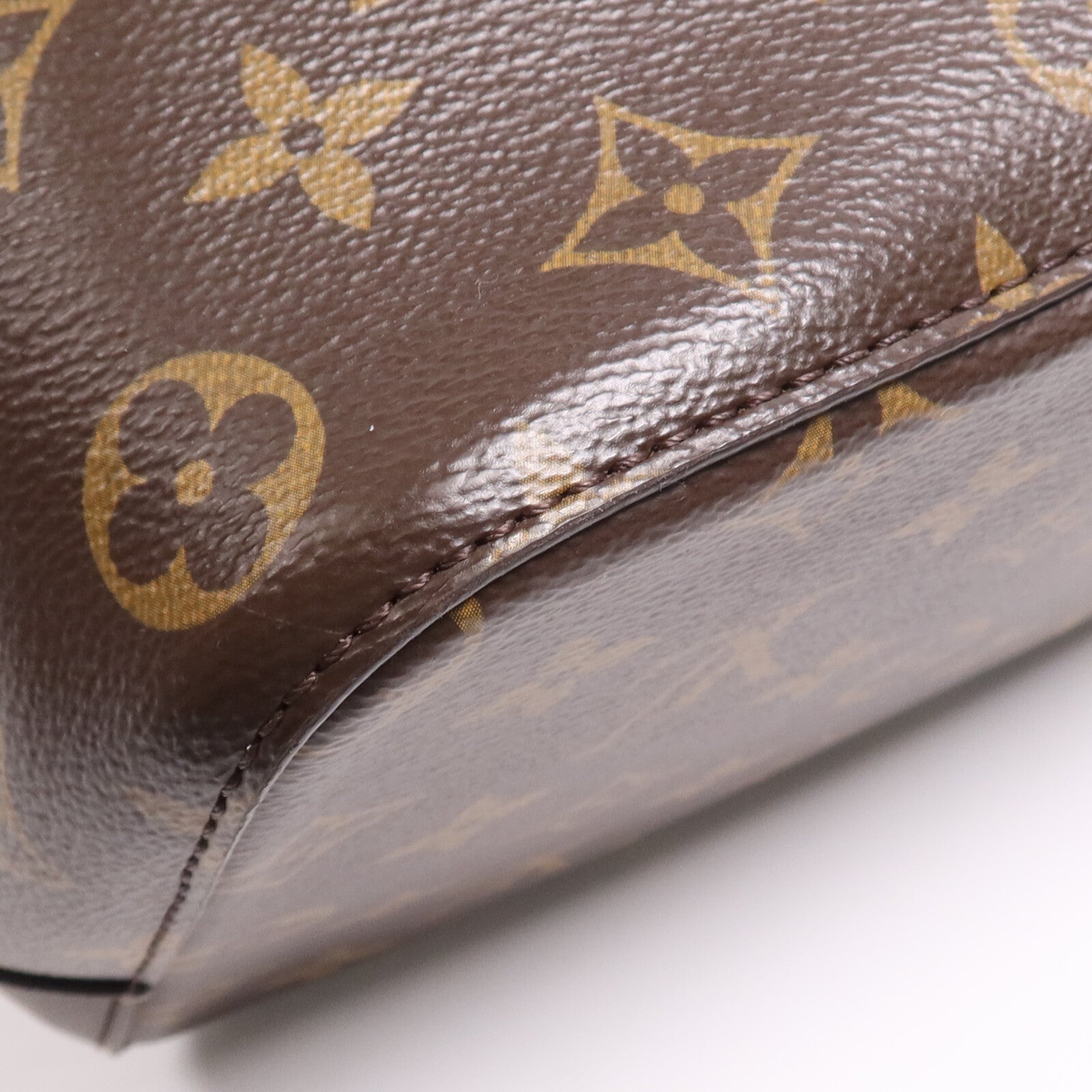 LOUIS VUITTON Monogram Neo Noe Bucket Bag金扣肩背袋