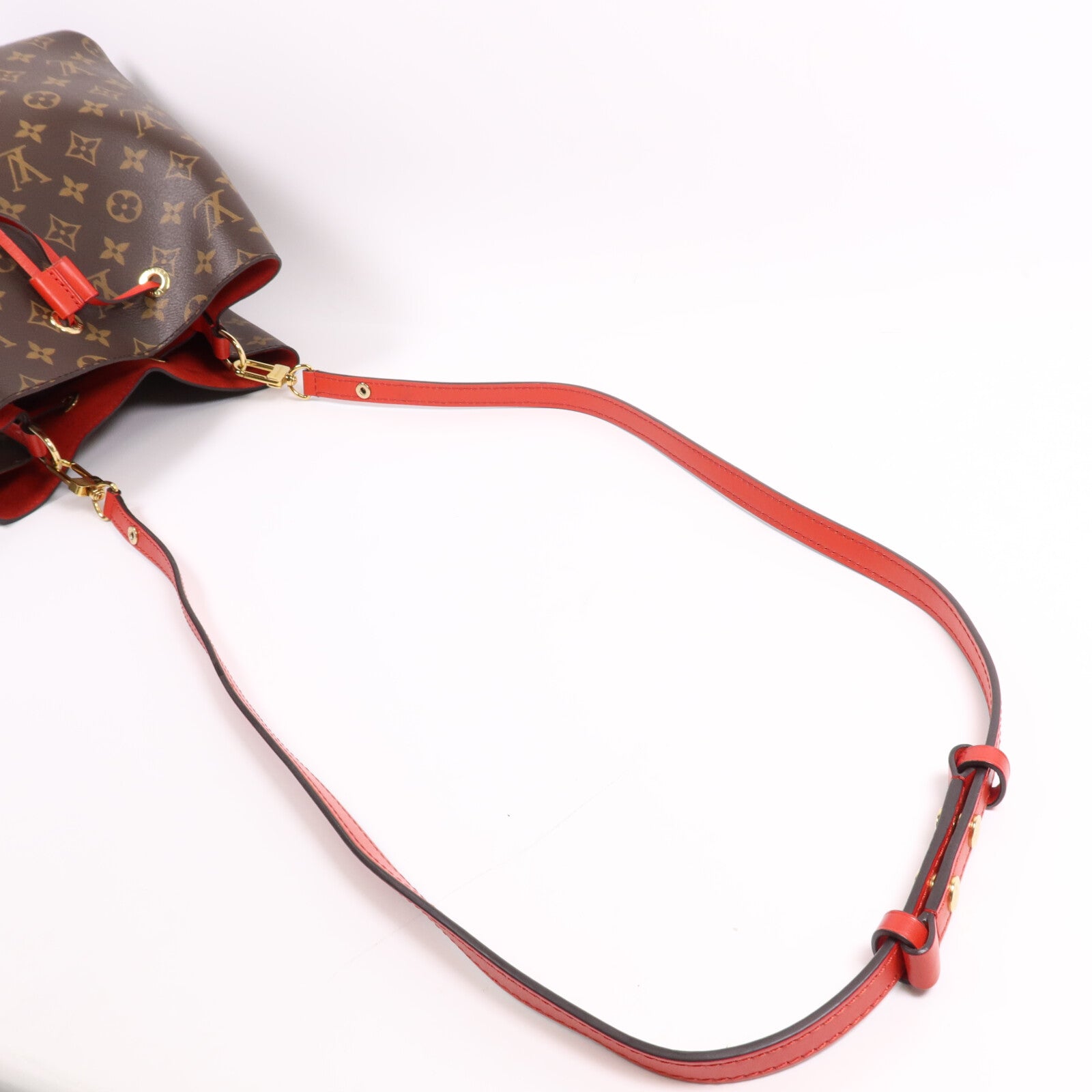 LOUIS VUITTON Monogram Neo Noe Bucket Bag金扣肩背袋