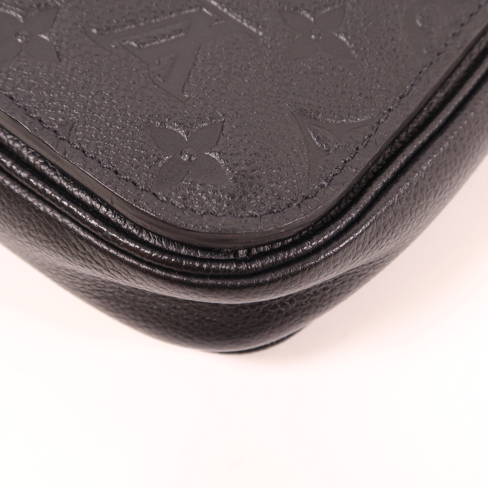 LOUIS VUITTON Monogram Empreinte Pochette Metis金扣手挽肩背两用袋黑色