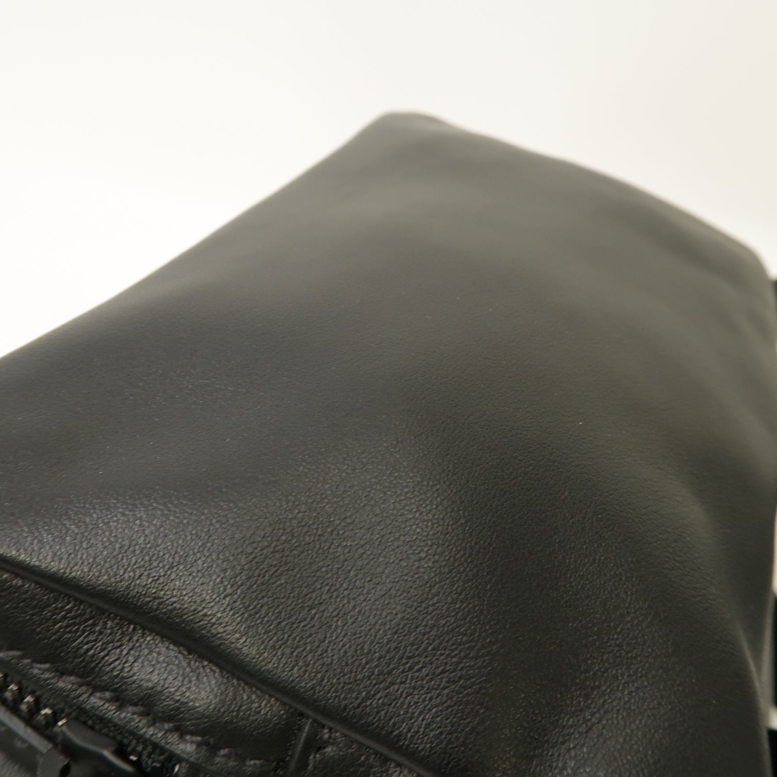 PRADA 牛皮皮革Shoulder Bag肩背袋黑色
