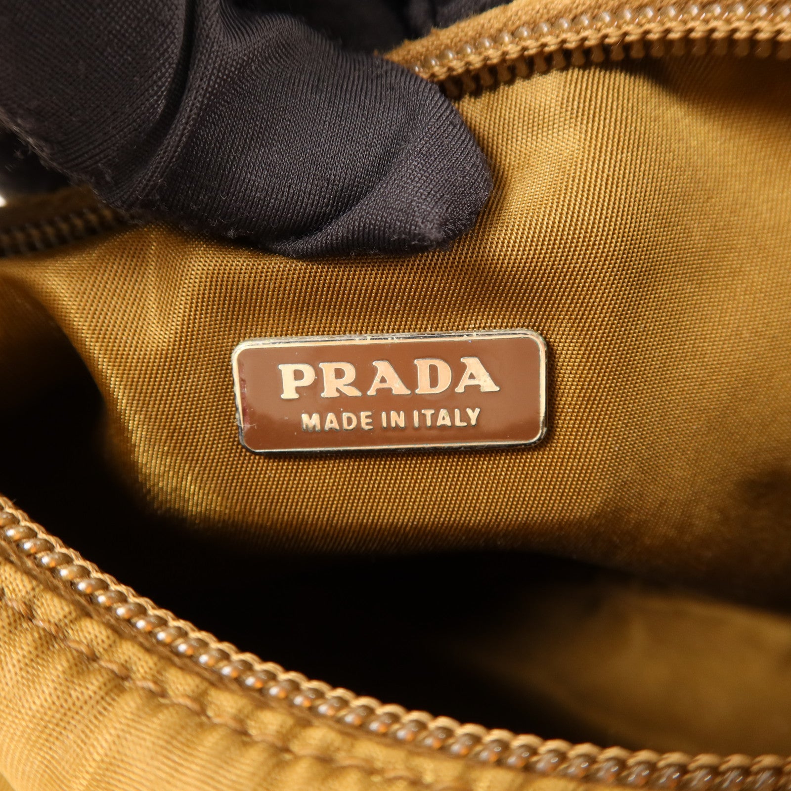 PRADA 尼龍Mini Hobo手挽袋