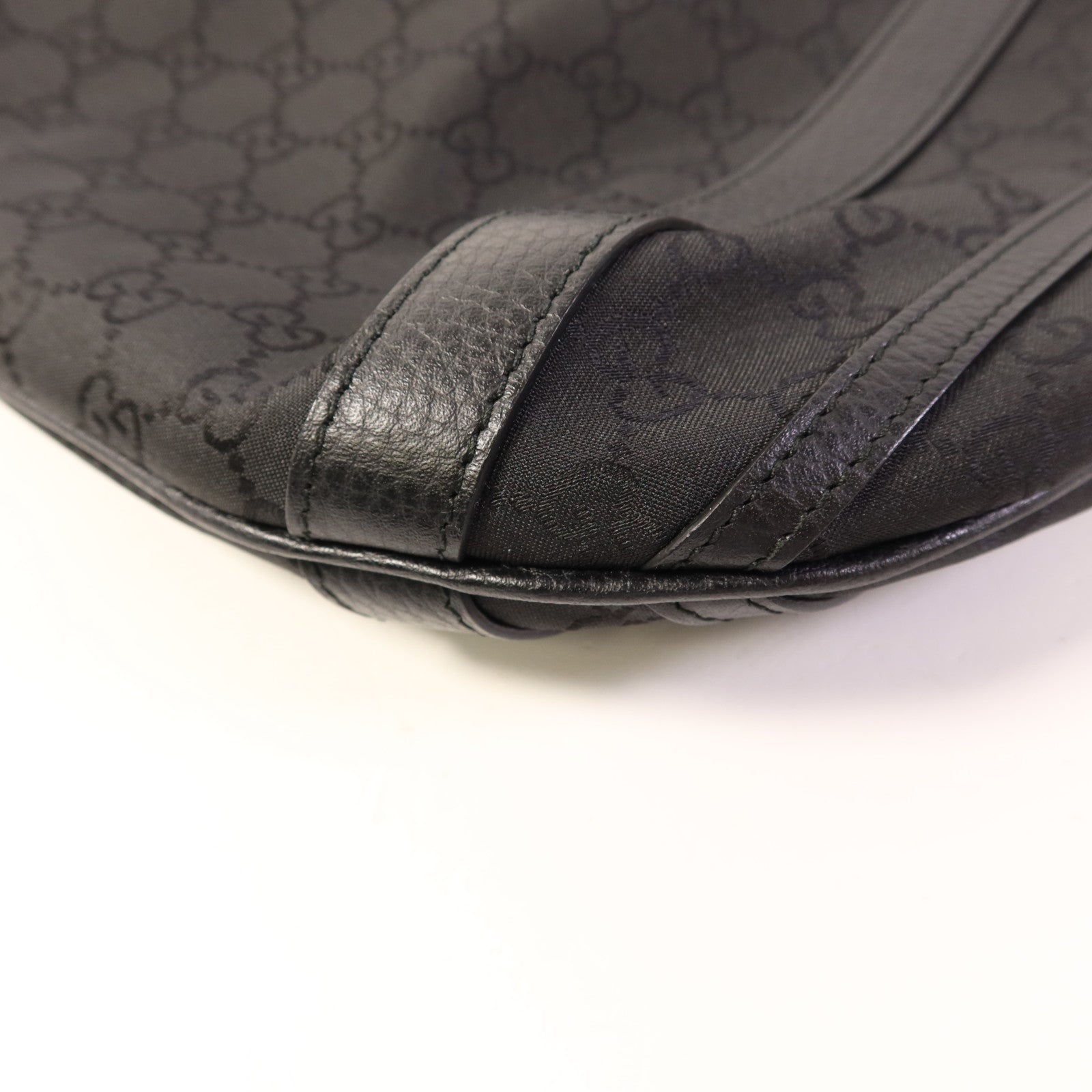 GUCCI 尼龍Shoulder Tote金扣肩背袋/手挽袋