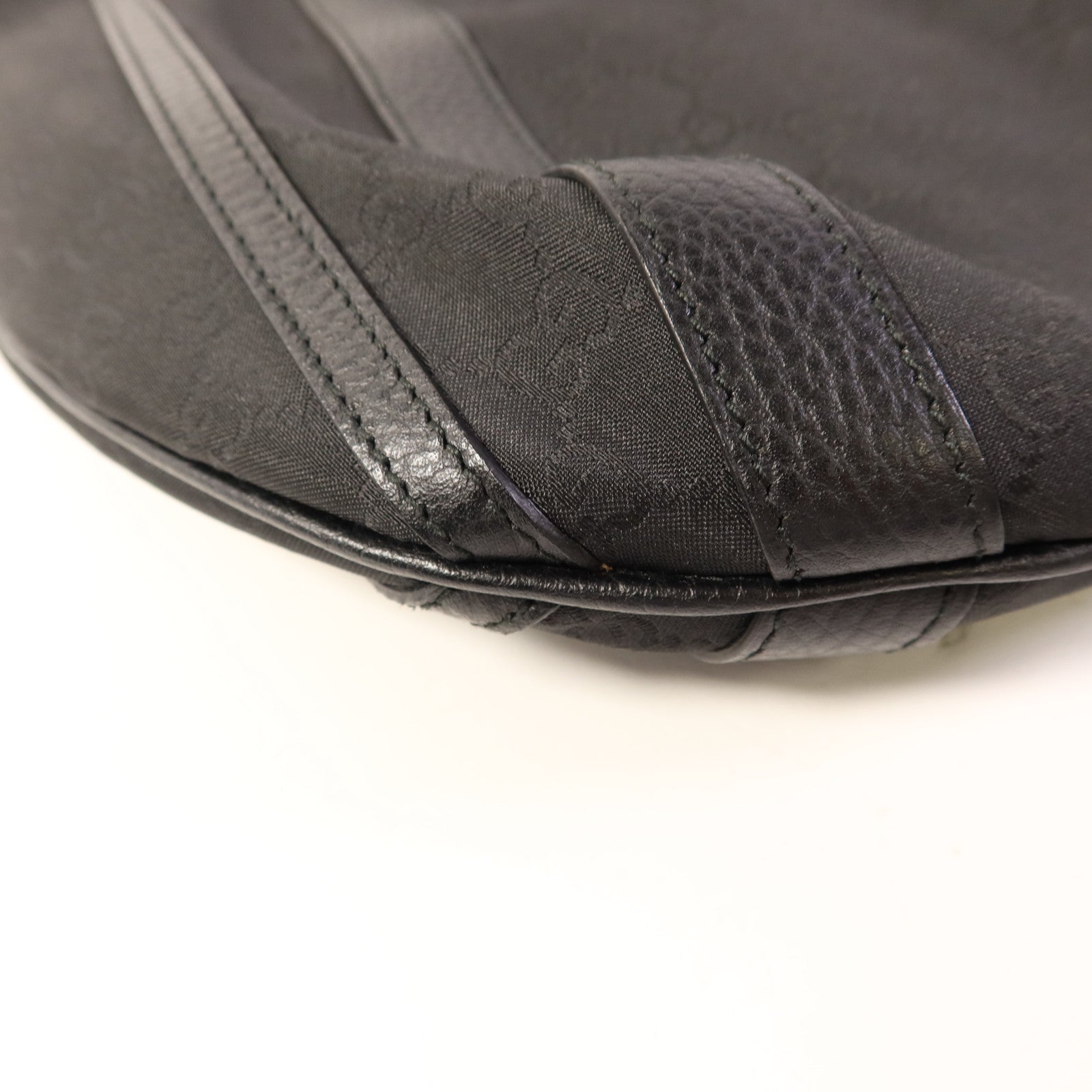 GUCCI 尼龍Shoulder Tote金扣肩背袋/手挽袋